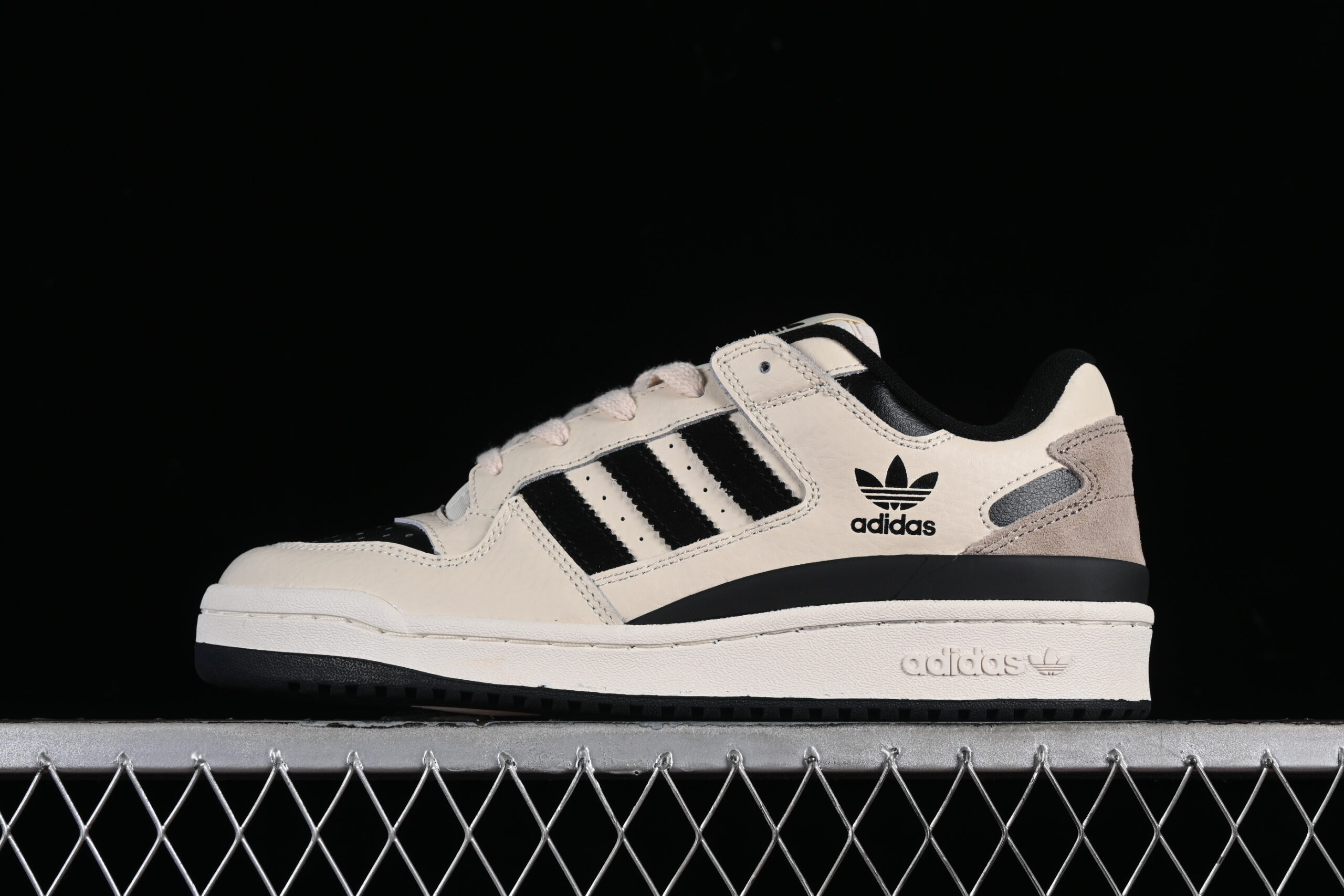 Ad Forum 84 Low IG3901 Popular Item Classic Retro Basketball Shoes