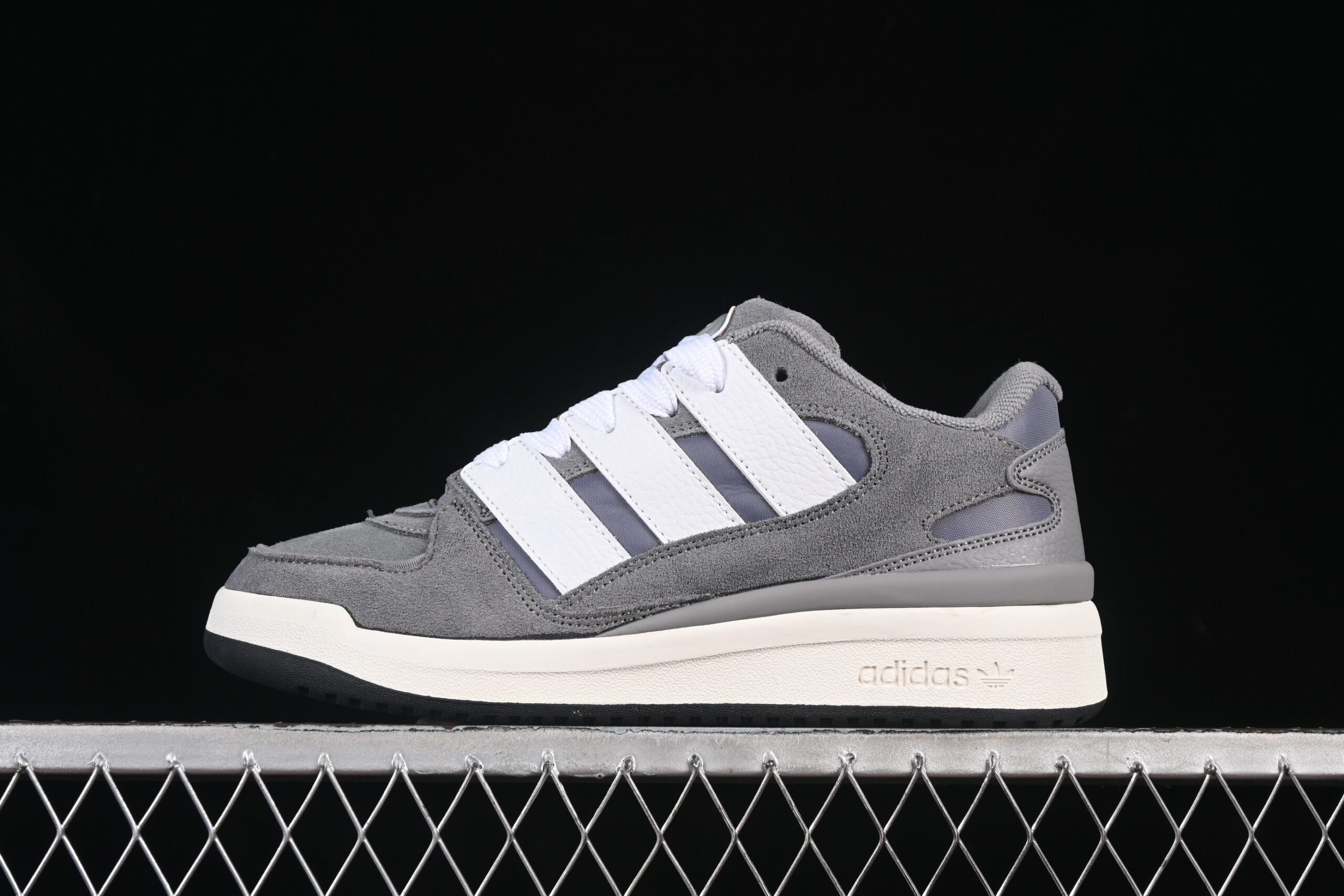 Adidas Forum 2000 Low JS0997 Popular Item Classic Retro Basketball Shoes