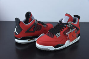 AJ4 " Toro Bravo " 308497-603