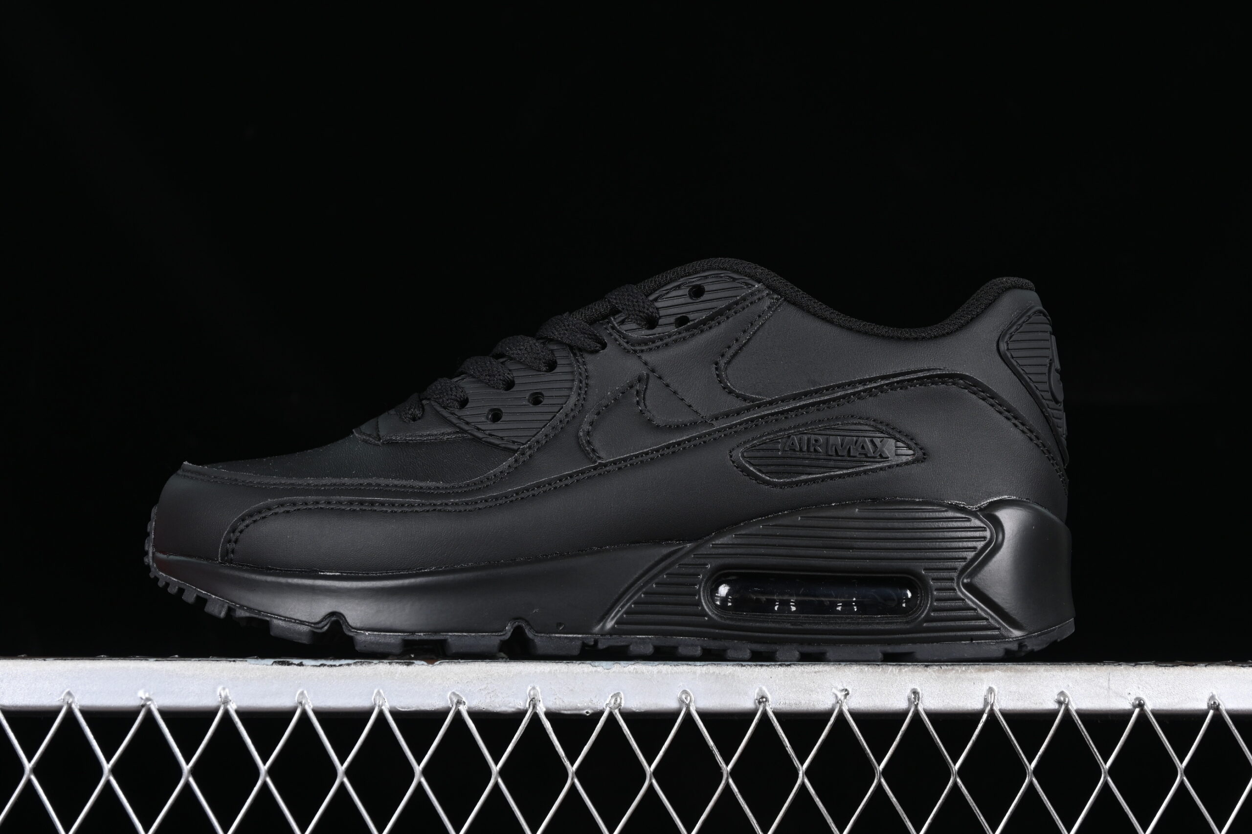 J Version Nike Air Max 90 Nike Retro Running Shoes CZ5594-001