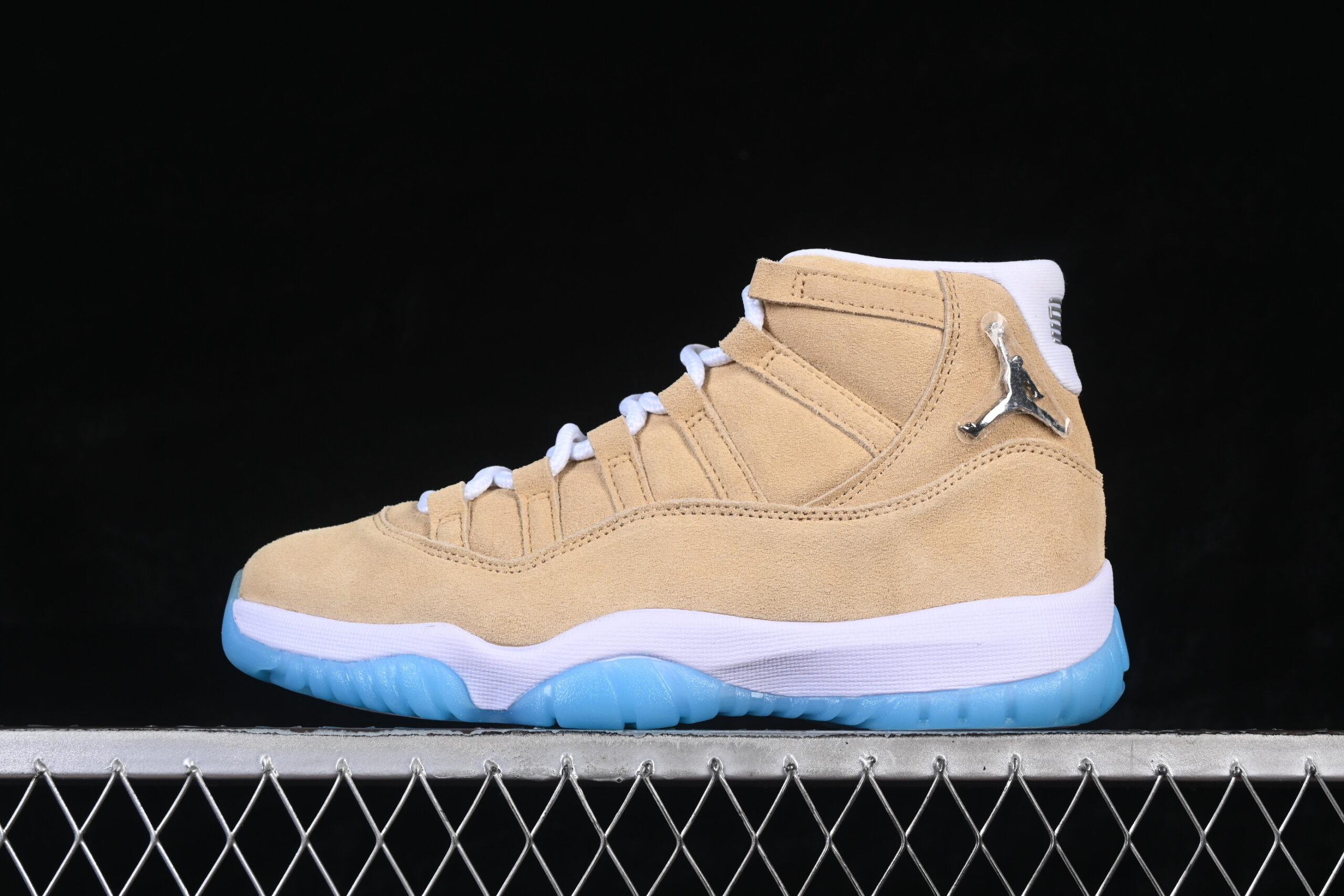 Air Jordan 11 "H-Town" Air Jordan 11 Jordan 11 Limited IO8960-707