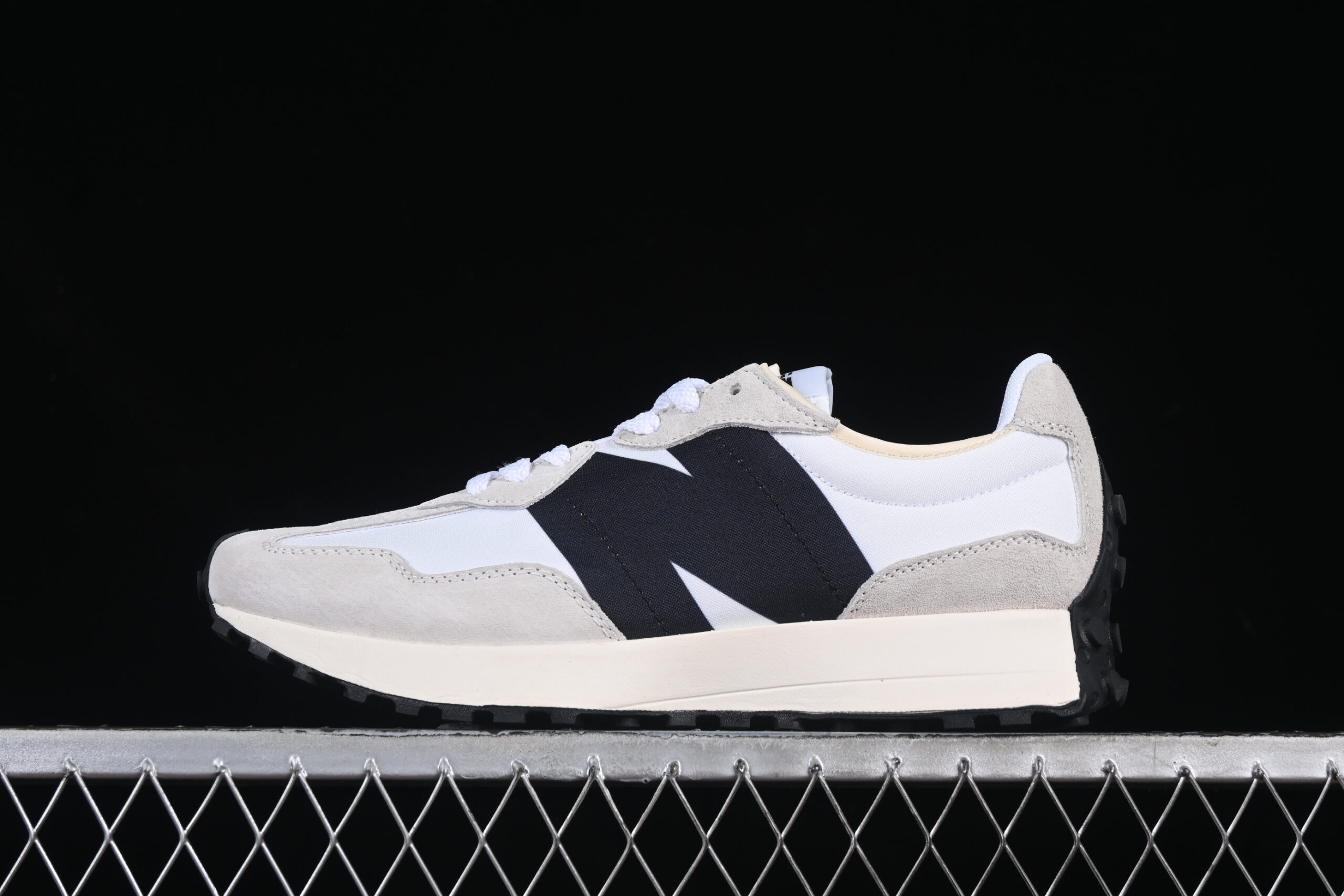F Version New Balance NB327 Series Retro Casual Running Shoes MS327FE