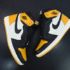 1D0F0S5 Air Jordan 1 " Yellow Toe " Black Yellow 555088-711