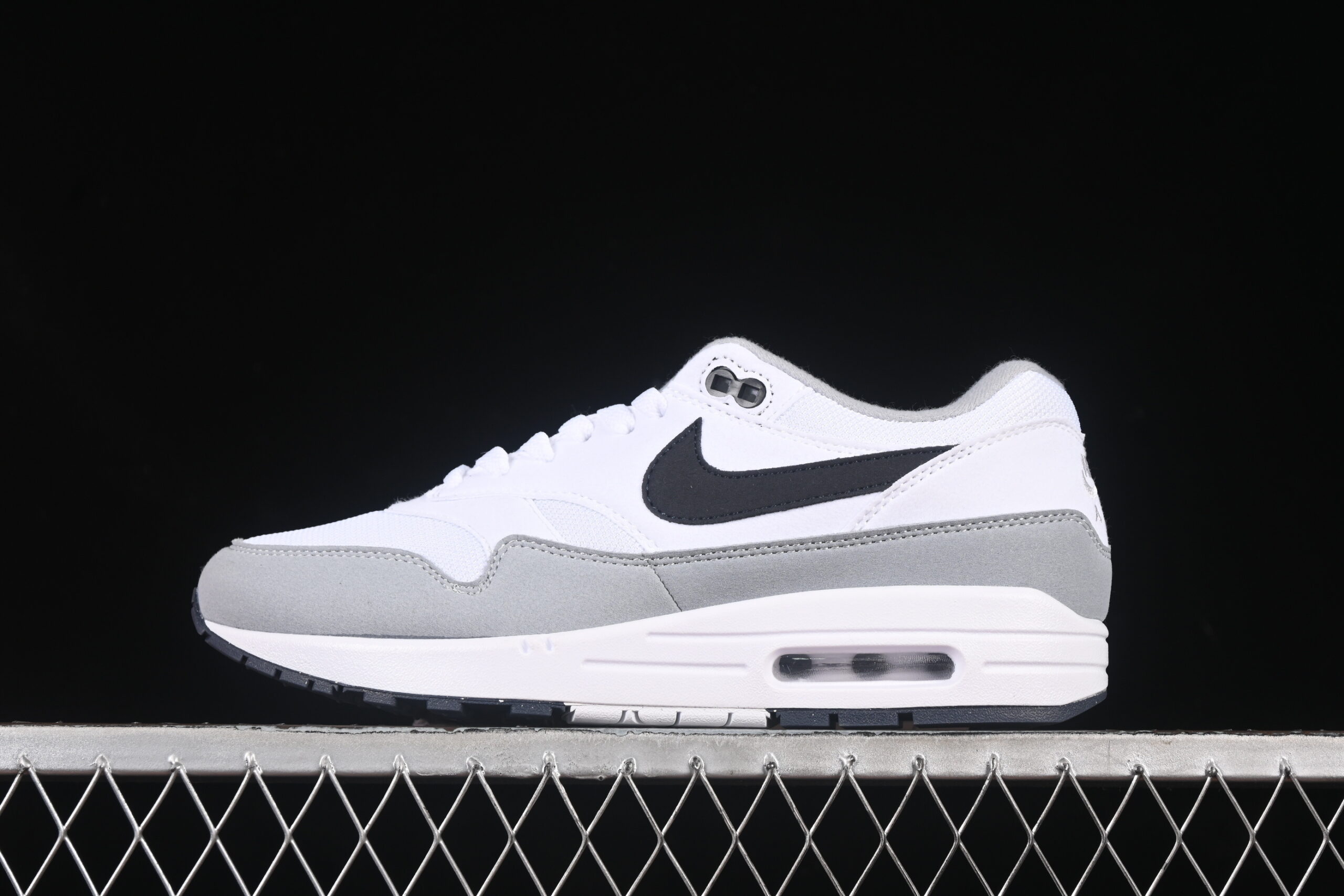 Nike Air Max 1 Nike Retro Running Shoes FZ5808-002