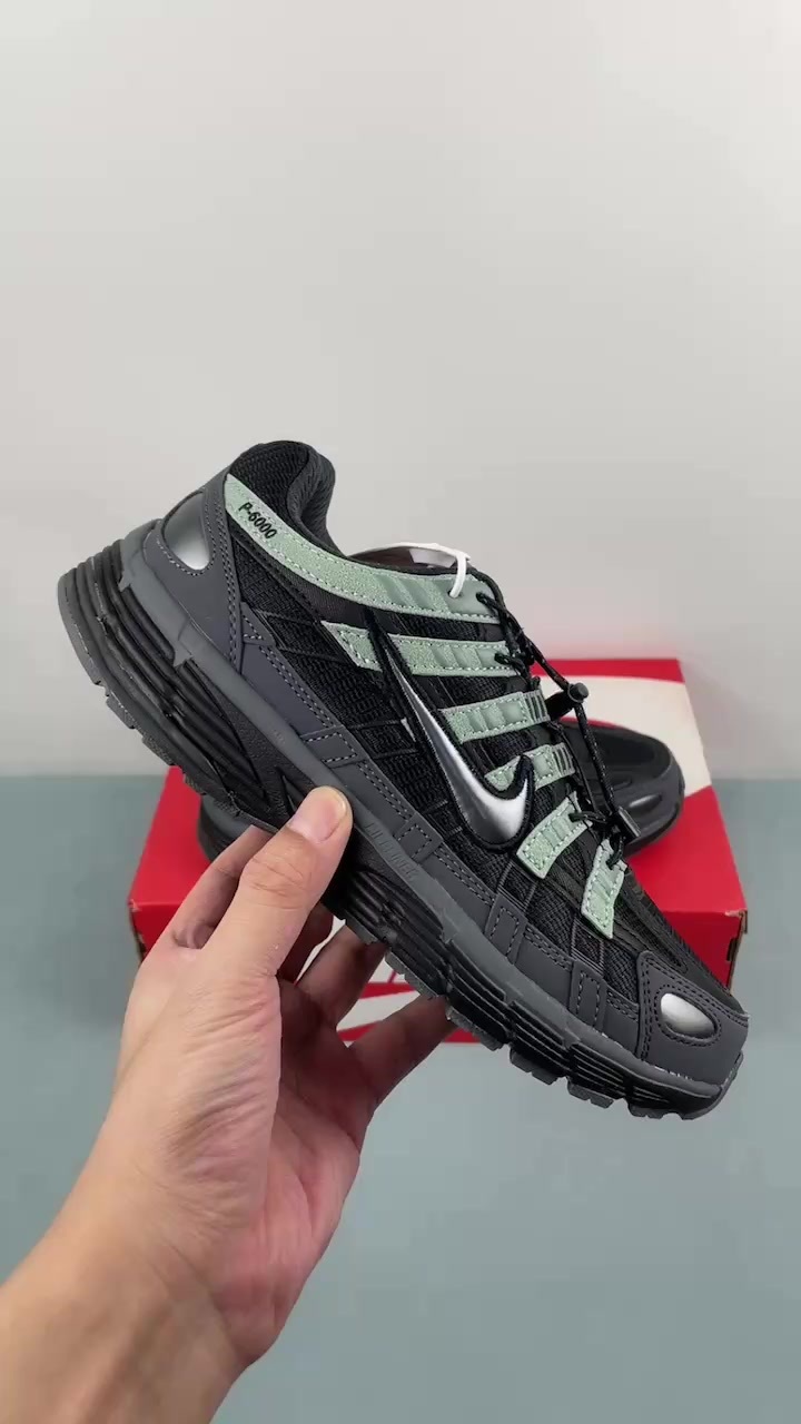 D Authentic Label Company Level Nike P-6000 Nike Retro Running Shoes IM5997-060