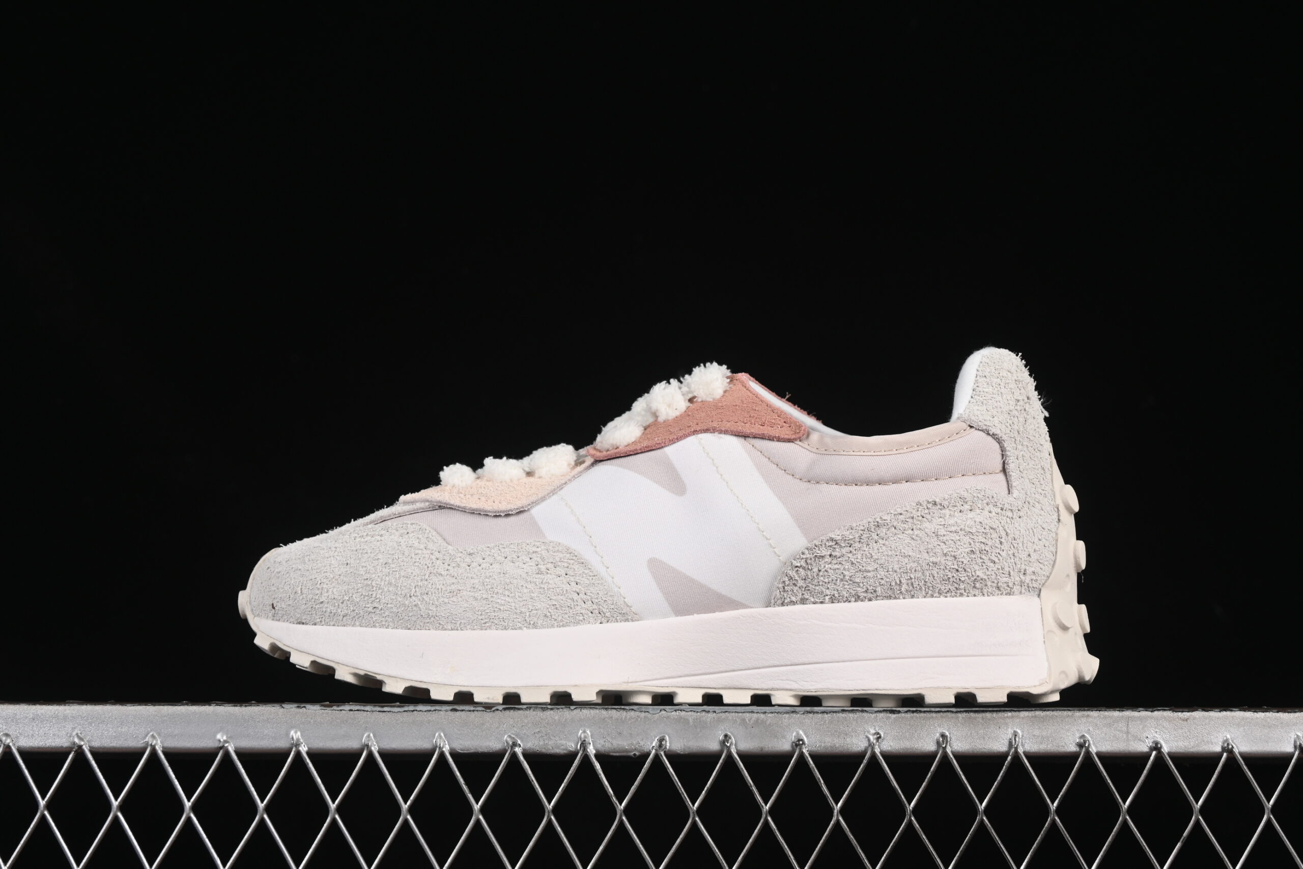 New Balance NB327 Series Retro Casual Running Shoes U327WTL