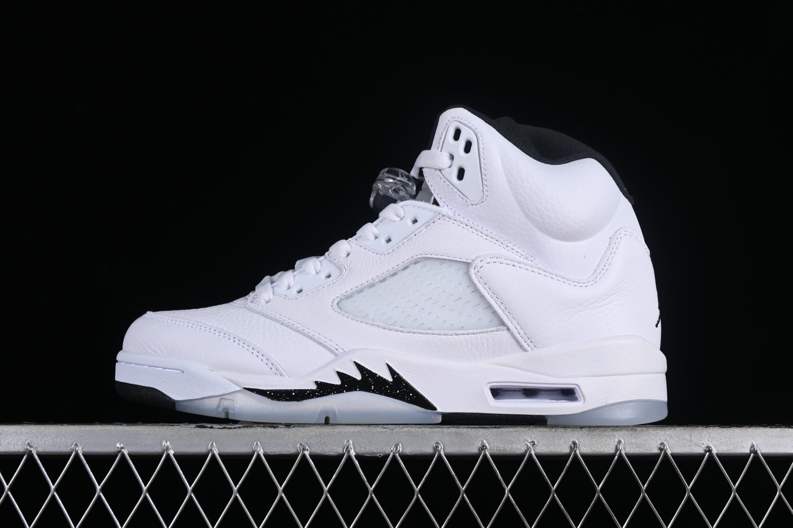 Air Jordan 5 Retro AJ5 5 White Black DD0587-110