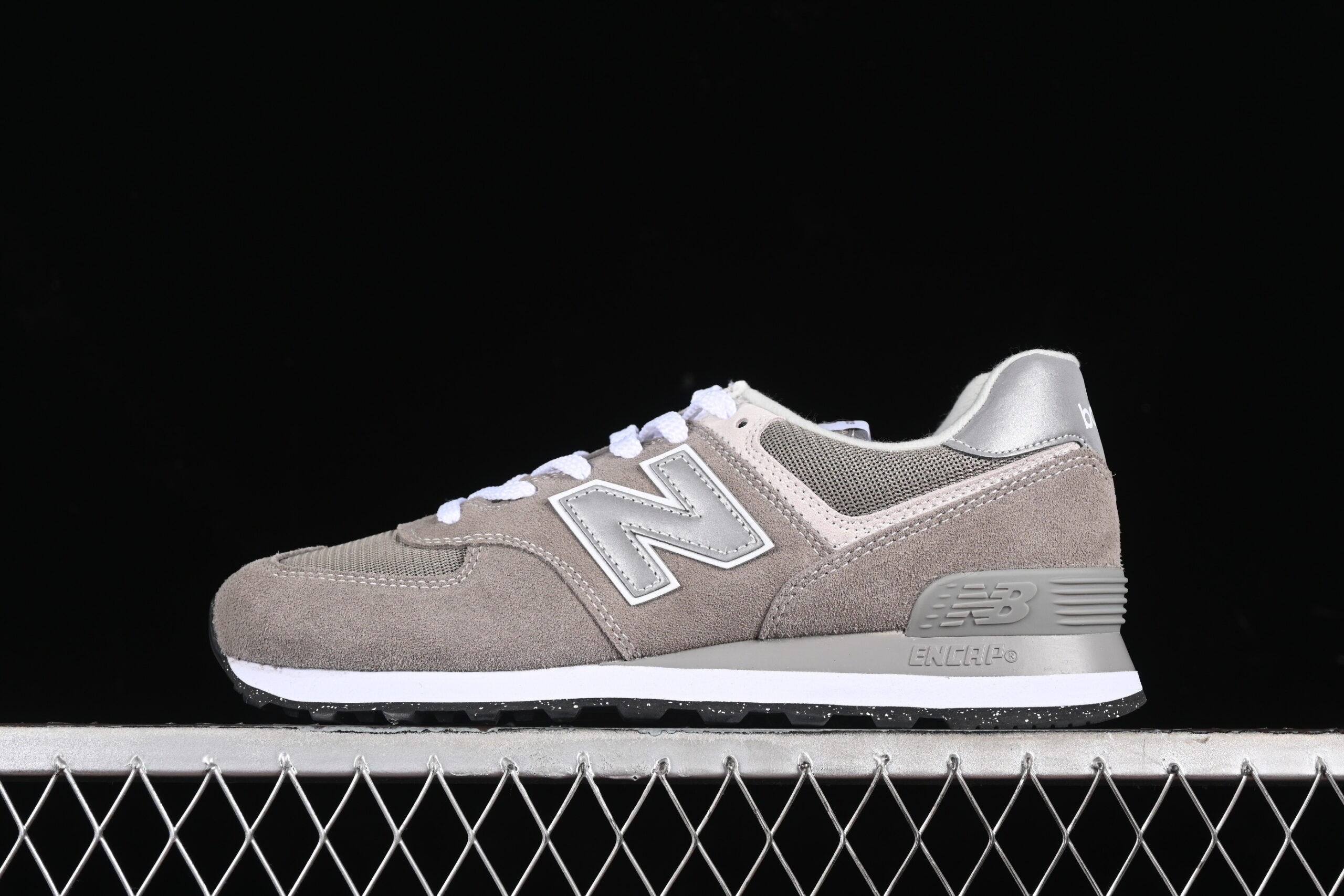 J Version New Balance 574 Series Retro Casual Running Shoes ML574EVG