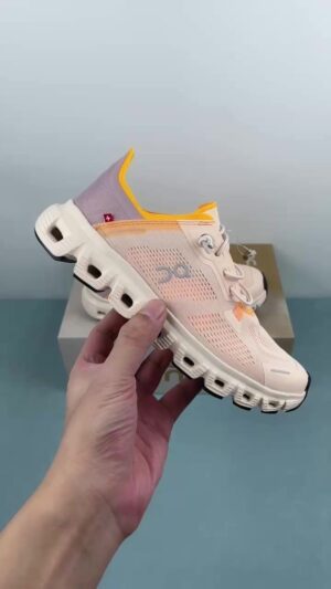 On Cloud 6 Coast Non Slip Low Top Running Shoes