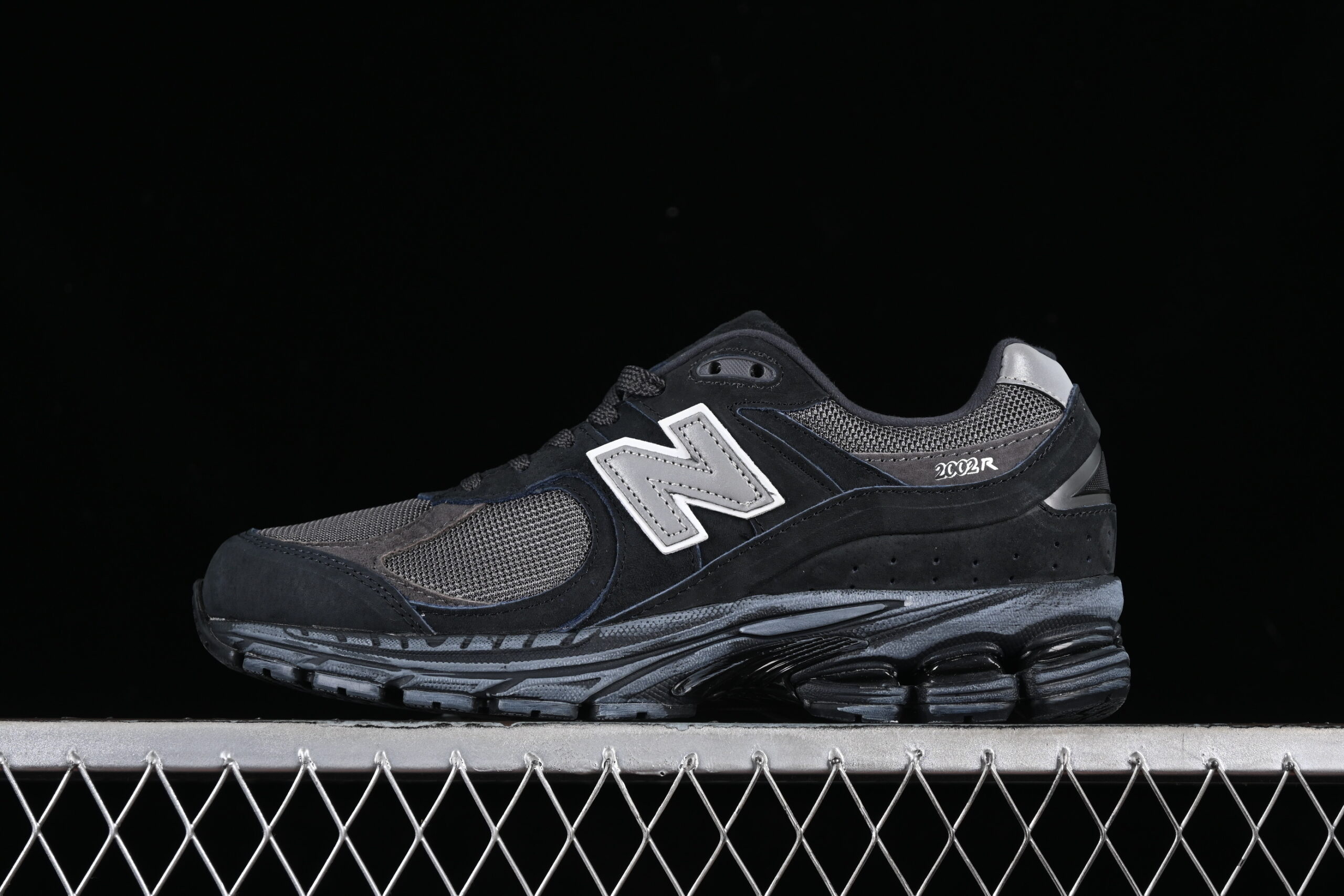 M Version New Balance 2002 Series Retro Casual Running Shoes M2002RBV