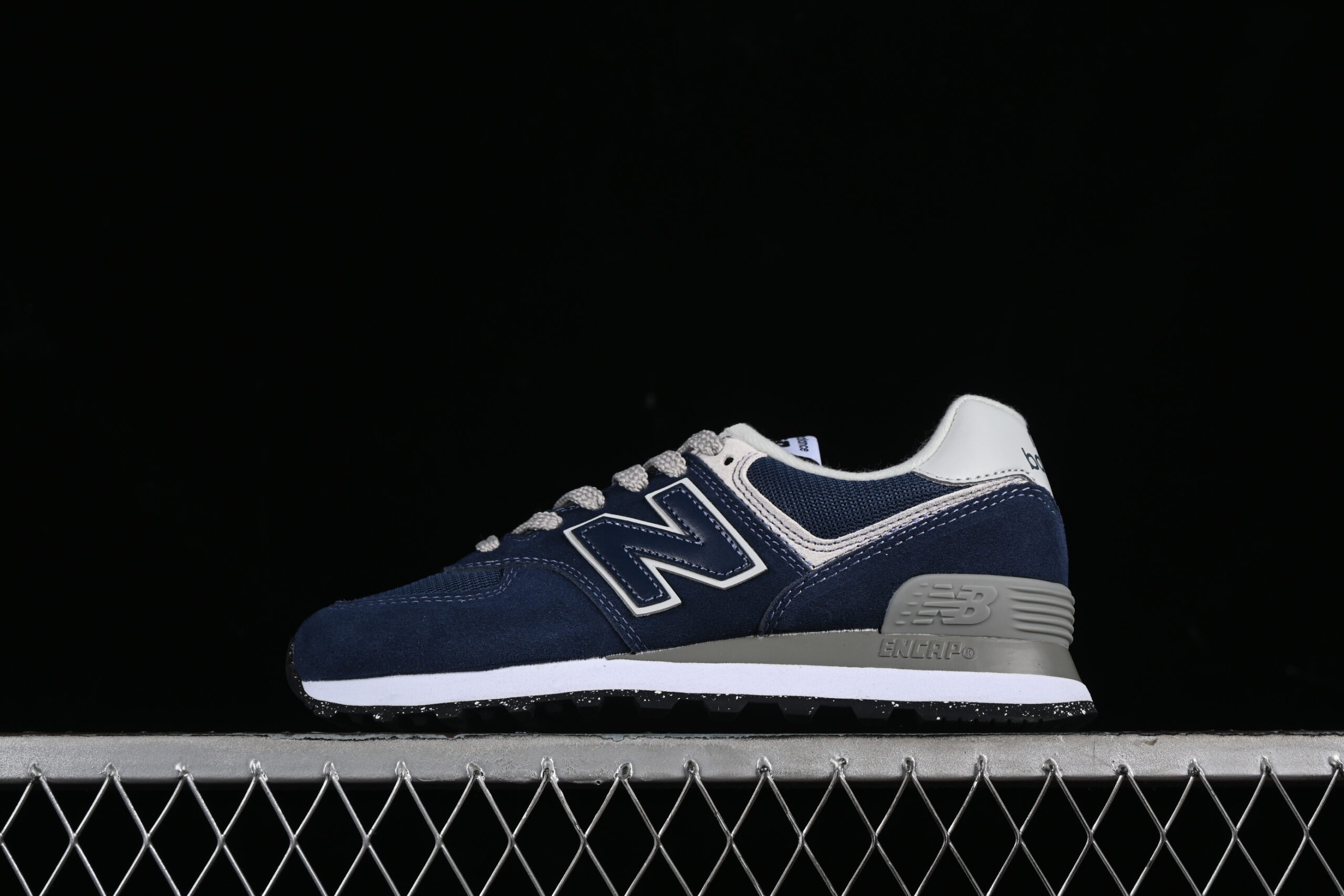 J Version New Balance 574 Series Retro Casual Running Shoes ML574EVN
