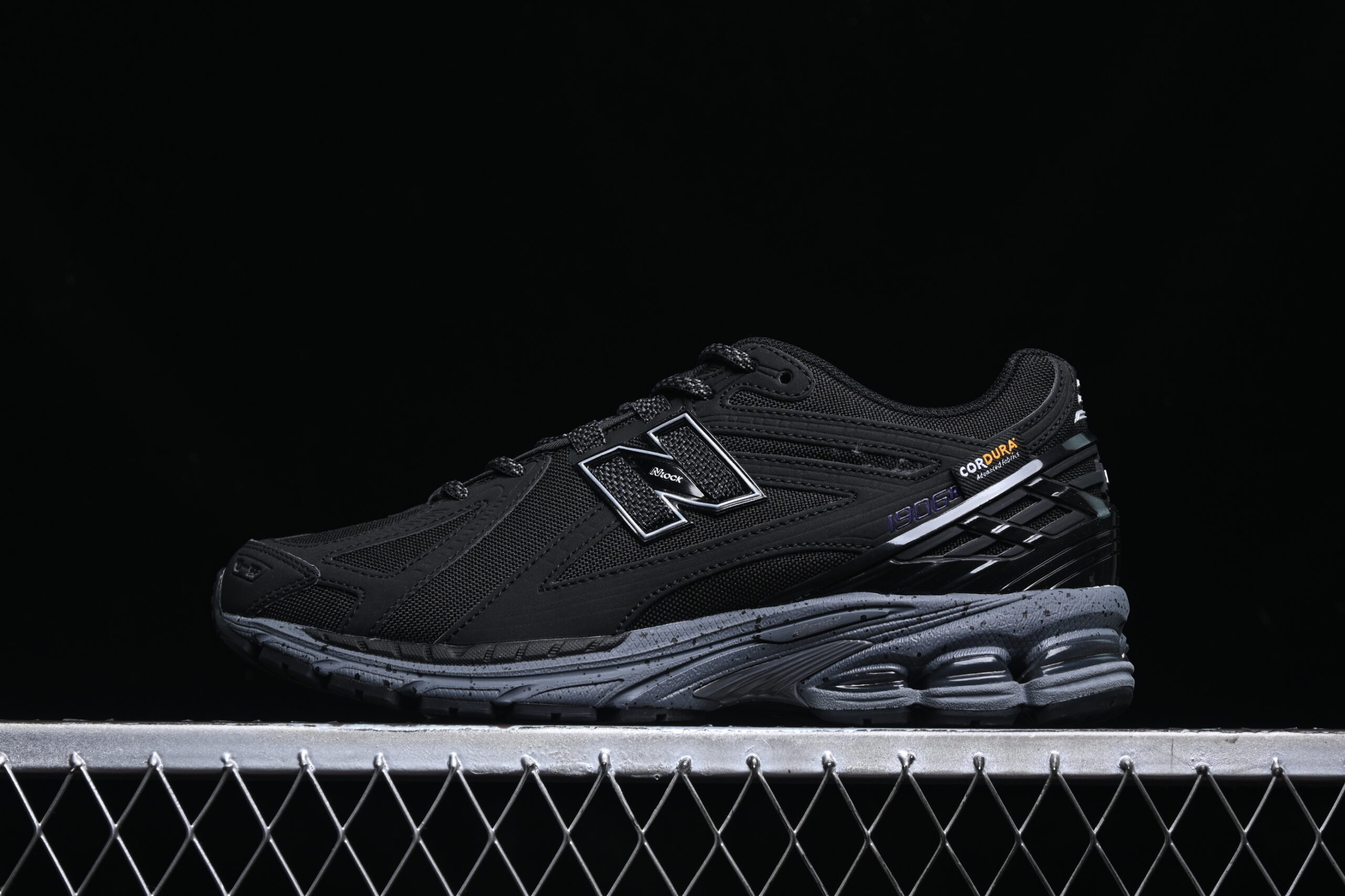 DT Version New Balance 1906 Series Retro Casual Sports Running Shoes M1906ROC