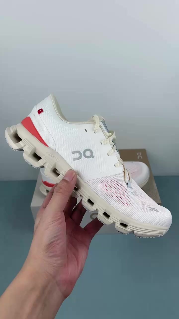 On Cloud X 4 Non Slip Low Top Running Shoes