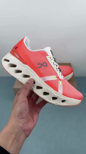 On Cloudeclipse Non Slip Low Top Running Shoes