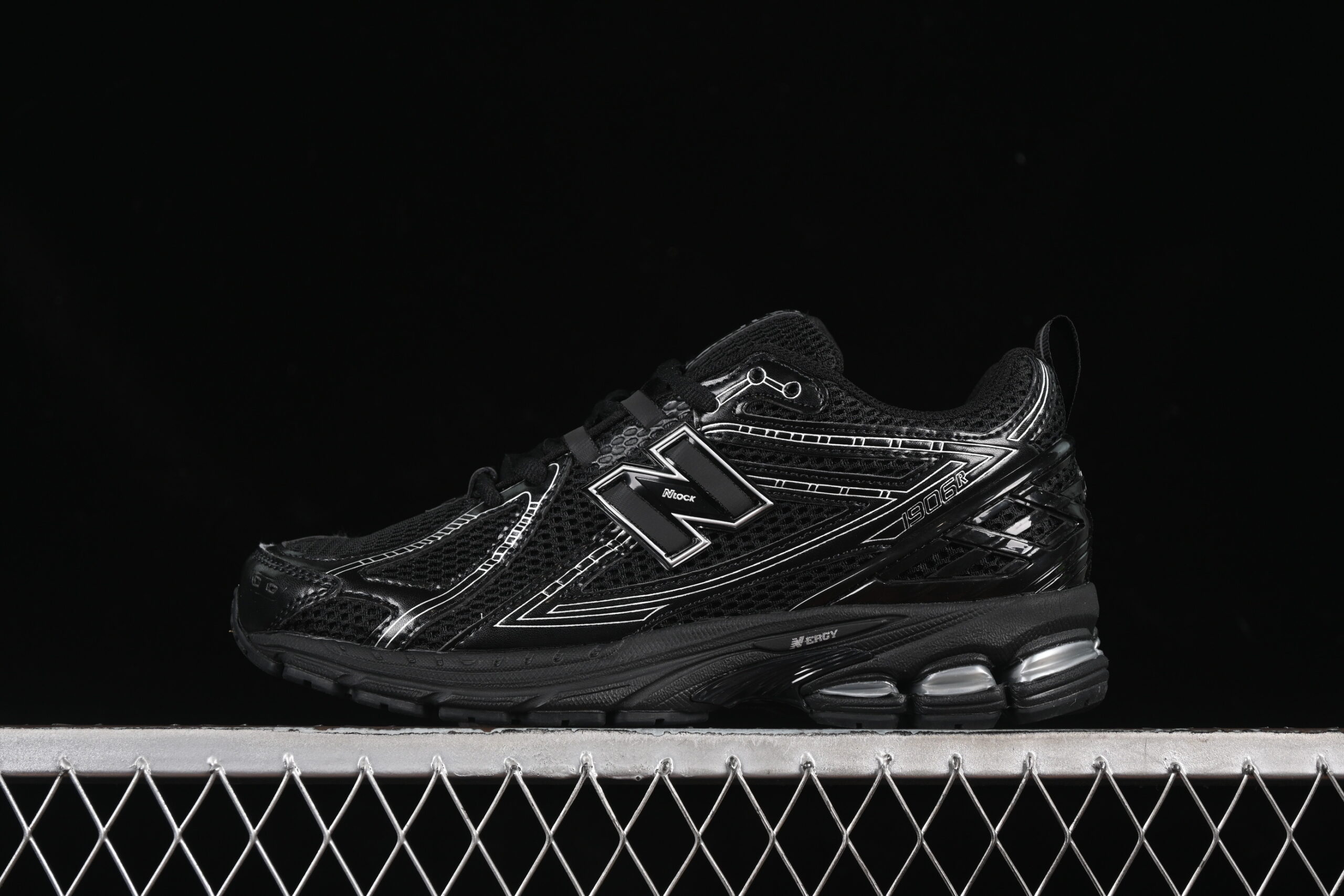 M Version New Balance 1906 Series Retro Casual Sports Running Shoes M1906RCH