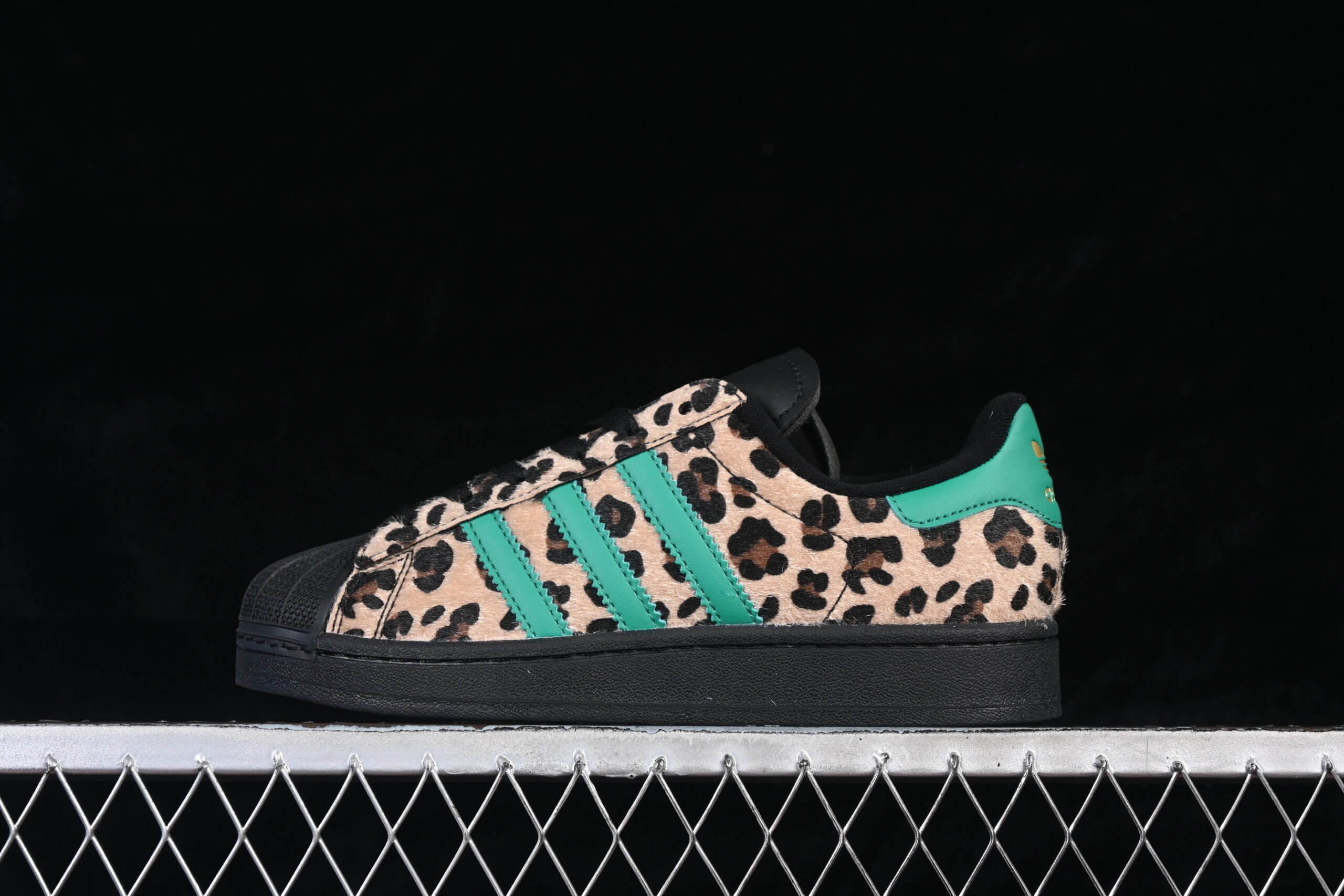 Adidas Originals Superstar JP8165 Superstar Casual Skate Shoes