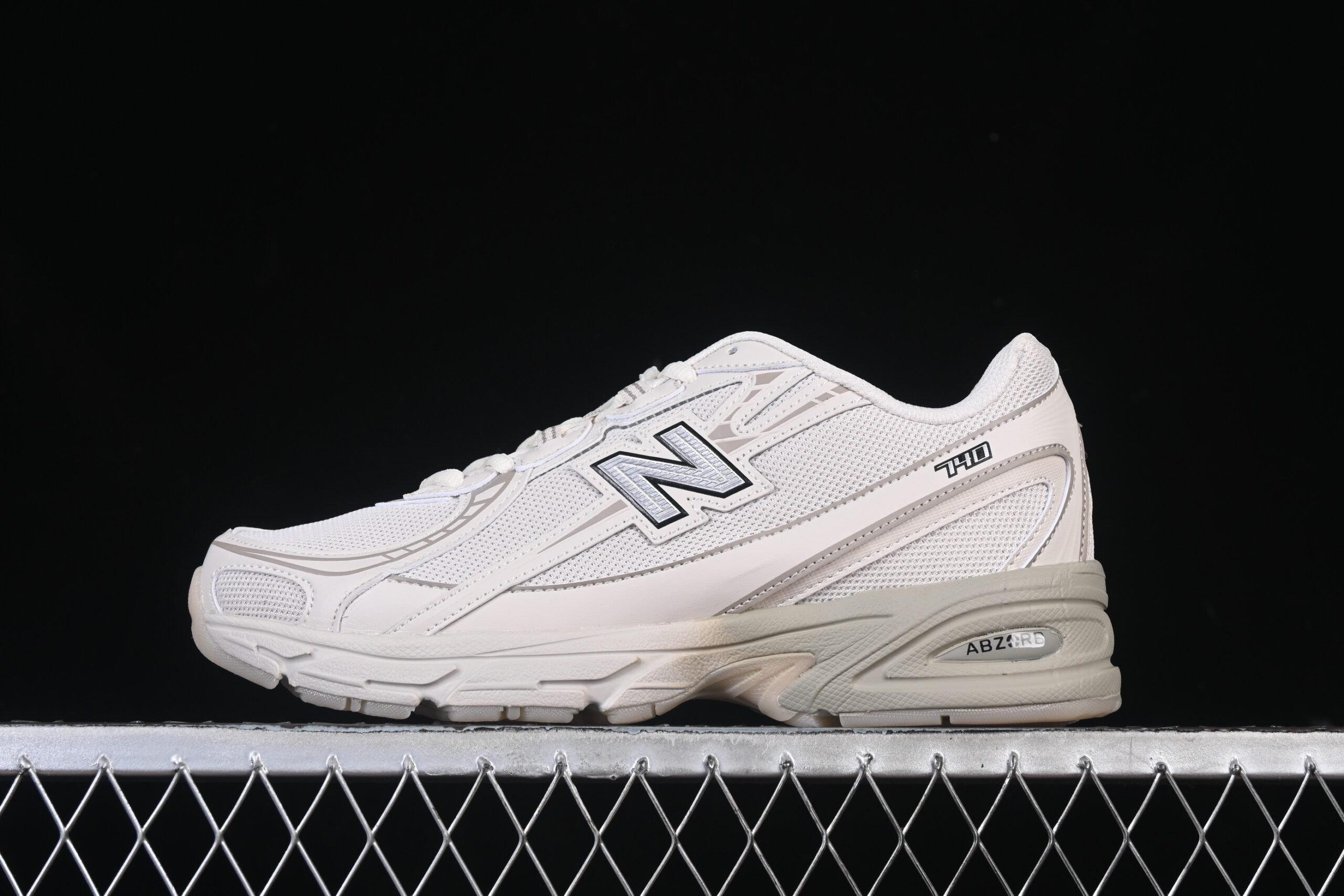 Company Level New Balance 740 Series Retro Casual Sports Running Shoes U740LN1
