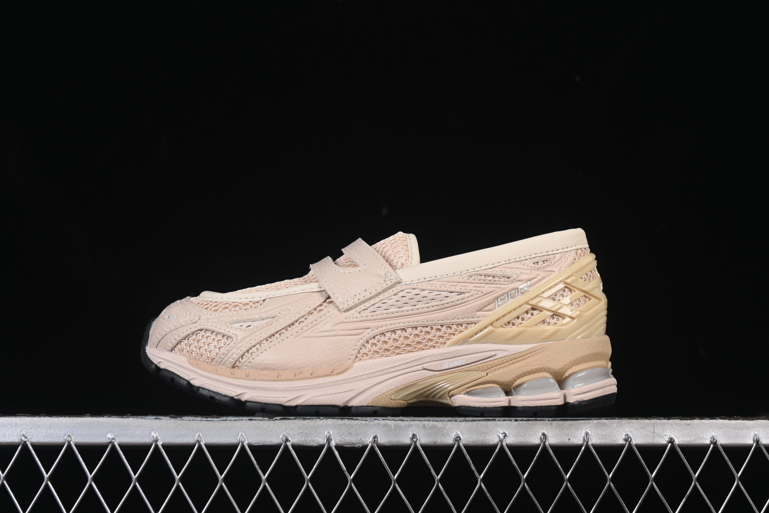 New Balance 1906 Series Casual Shoes U1906LNU