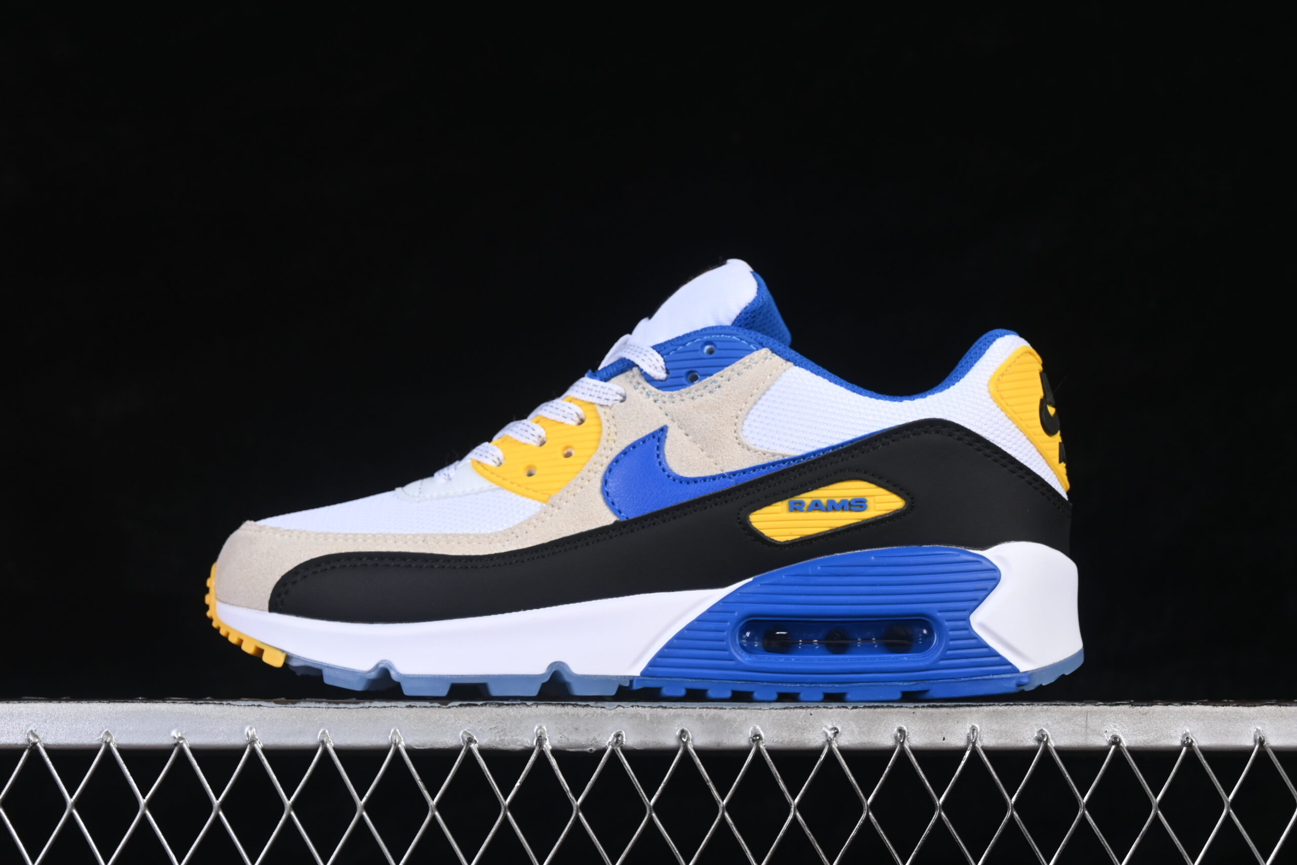 Nike Air Max 90 Nike Retro Running Shoes II7587-100