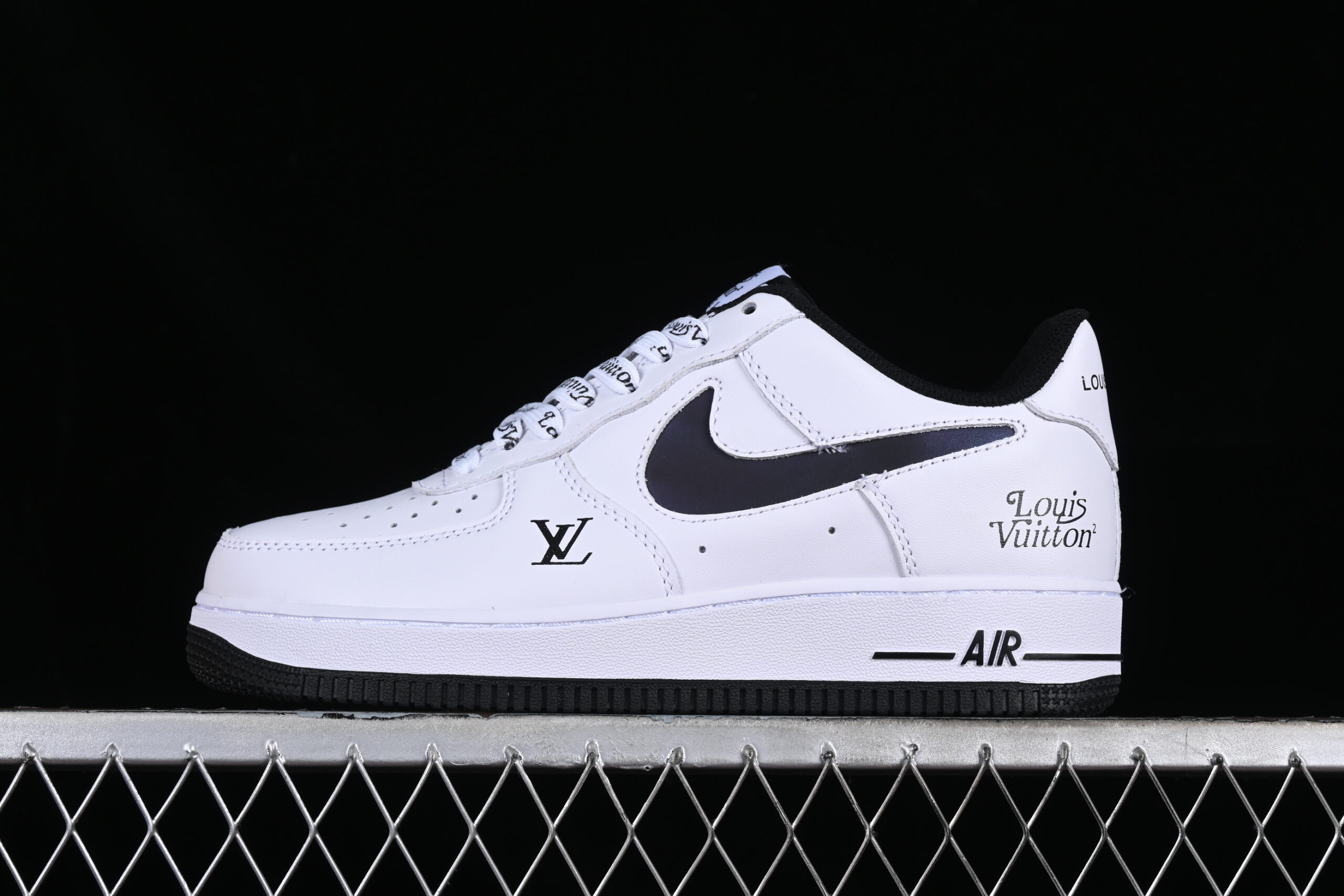 Louis Vuitton x Nike Air Force 1'07 Low Collaboration Air Force 1 Low Top Casual Skate Shoes Custom LV1898-836
