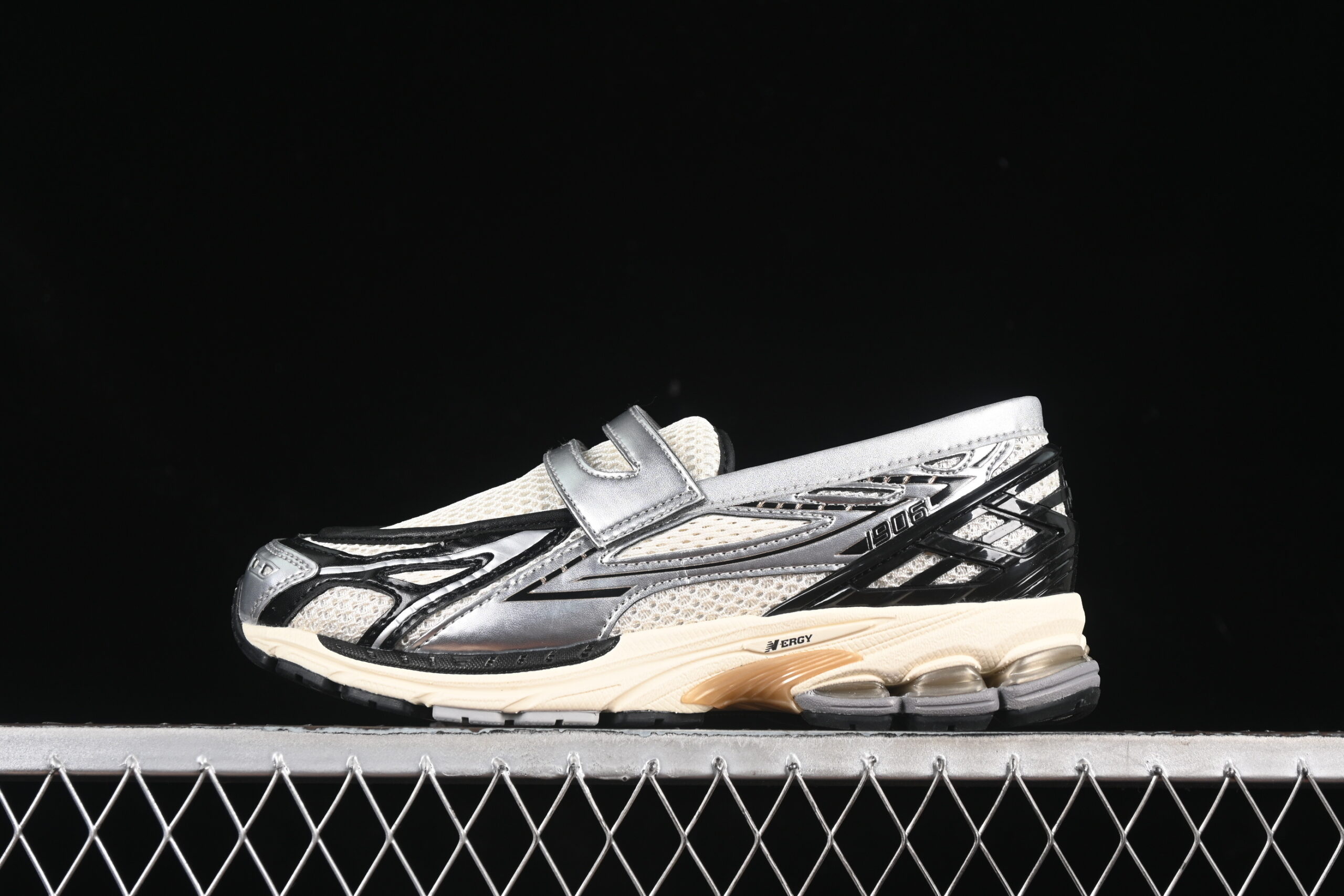 New Balance 1906 Series Casual Shoes U1906LOB