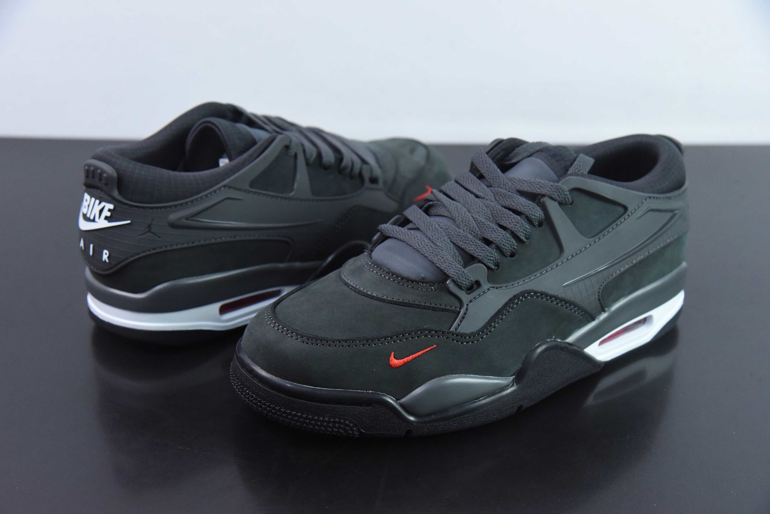 KHFQ27951546 NSx Jordan AJ4 RM Low Top Suede Black HF4334-004