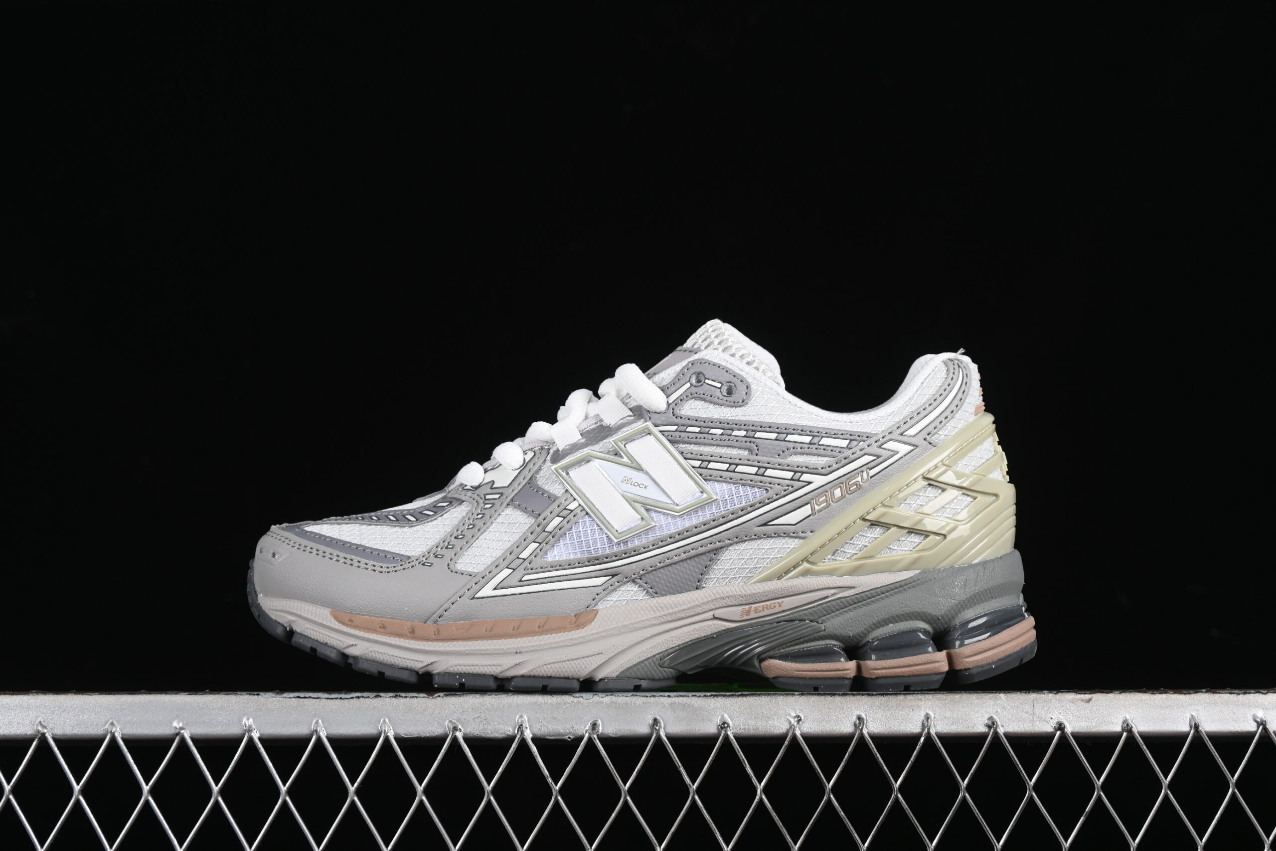 New Balance 1906 Series Retro Casual Sports Running Shoes M1906NB