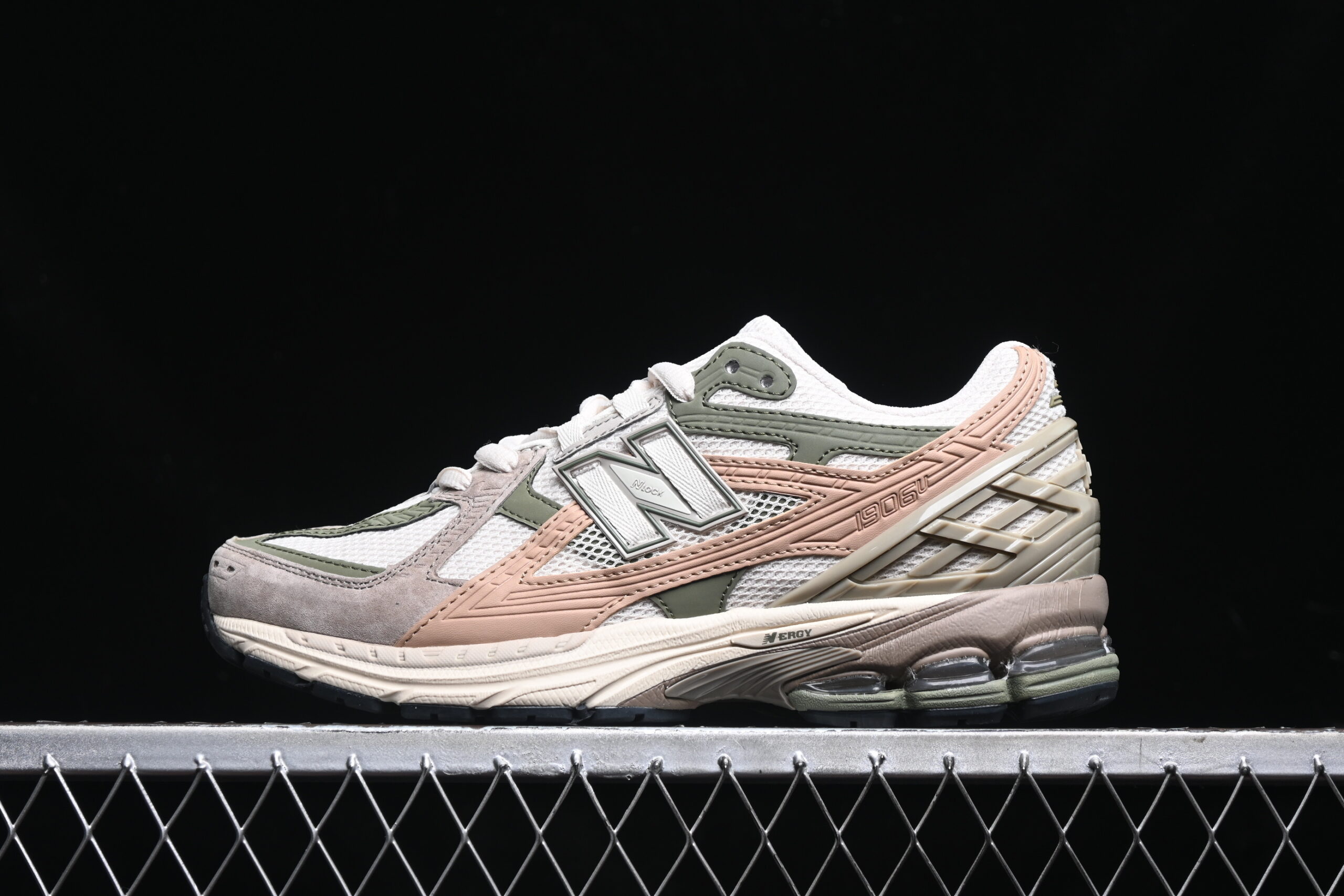 New Balance 1906 Series Retro Casual Sports Running Shoes M1906NE