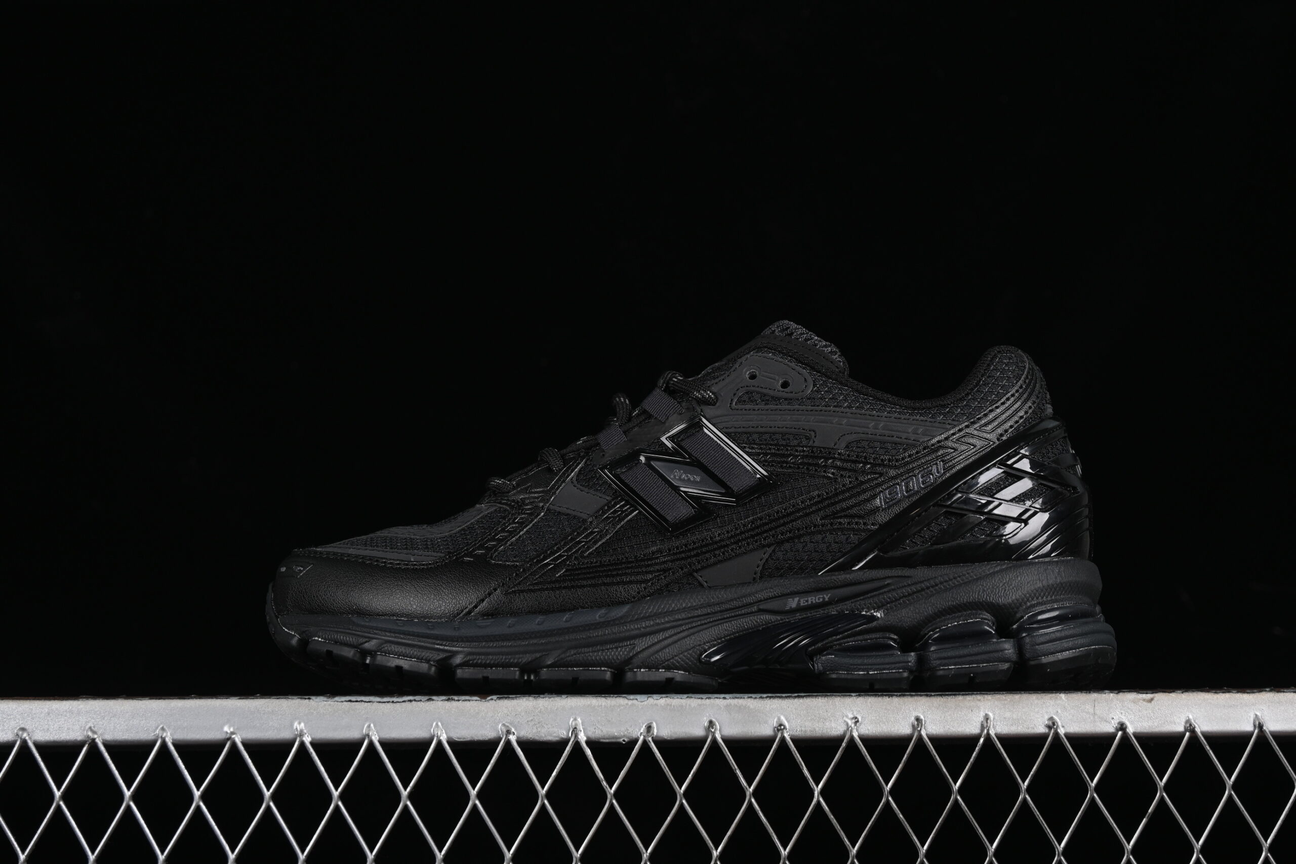 New Balance 1906 Series Retro Casual Sports Running Shoes M1906NJ