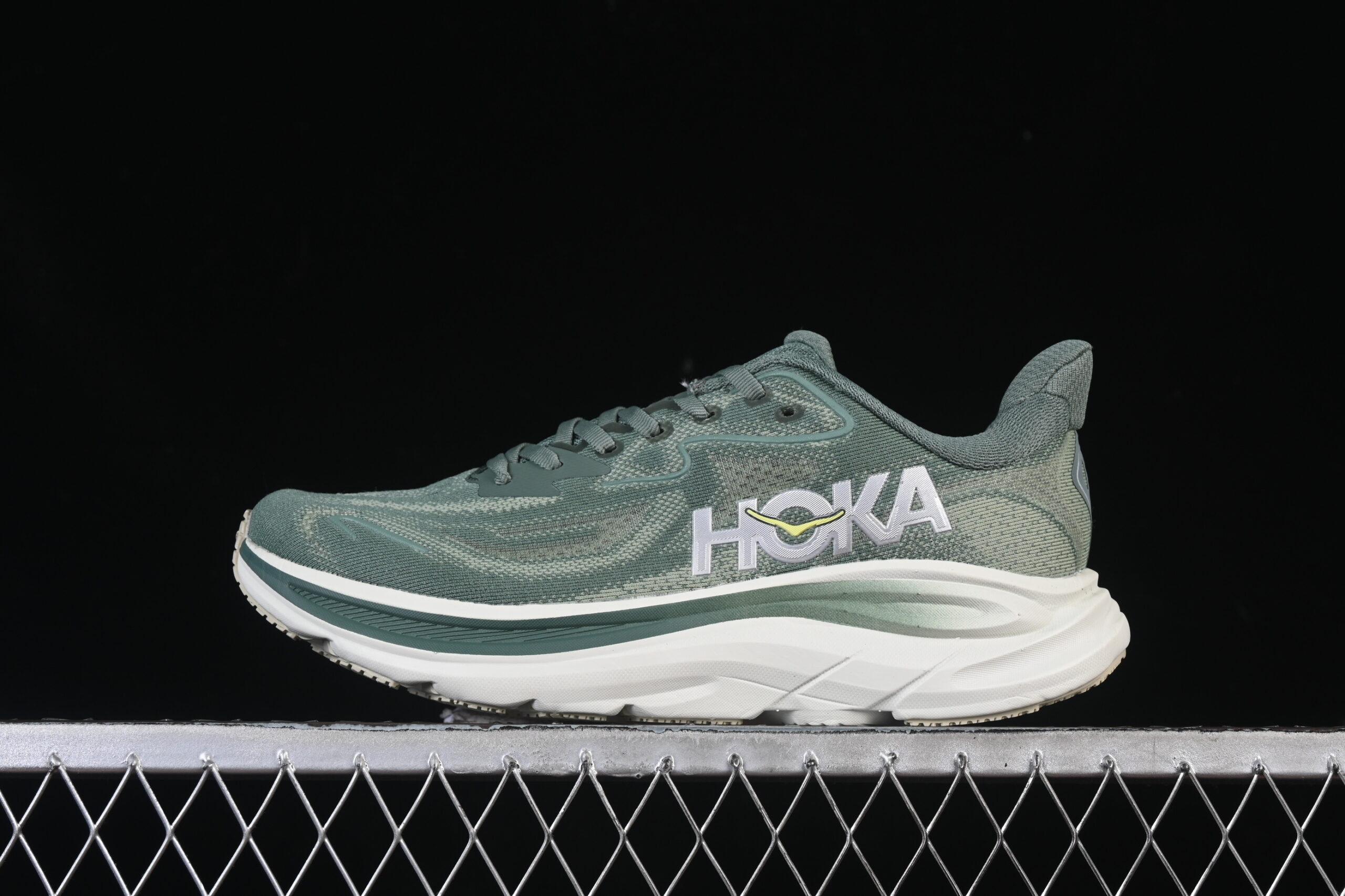 HOKA ONE ONE CLIFTON 10 Series Running Shoes 1162030 FFF
