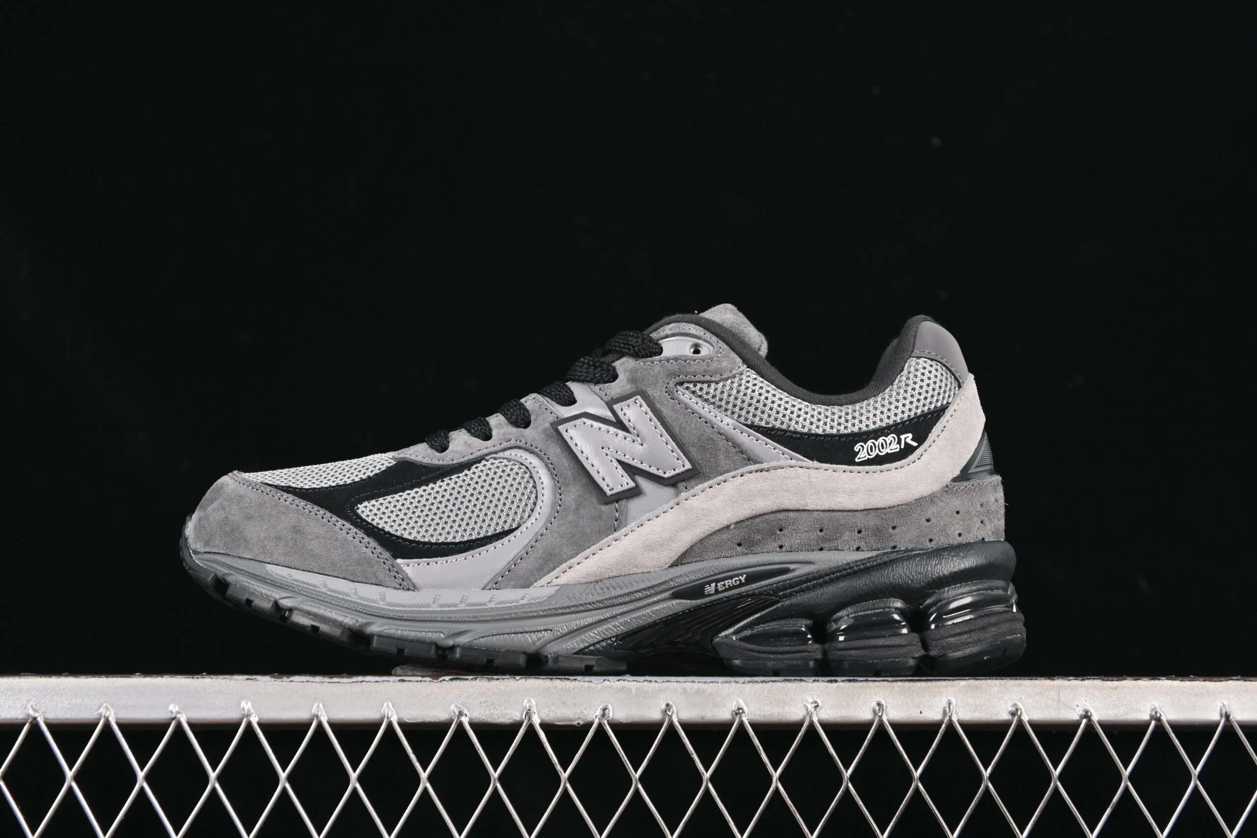 X Version New Balance 2002 Series Retro Casual Running Shoes M2002RCL