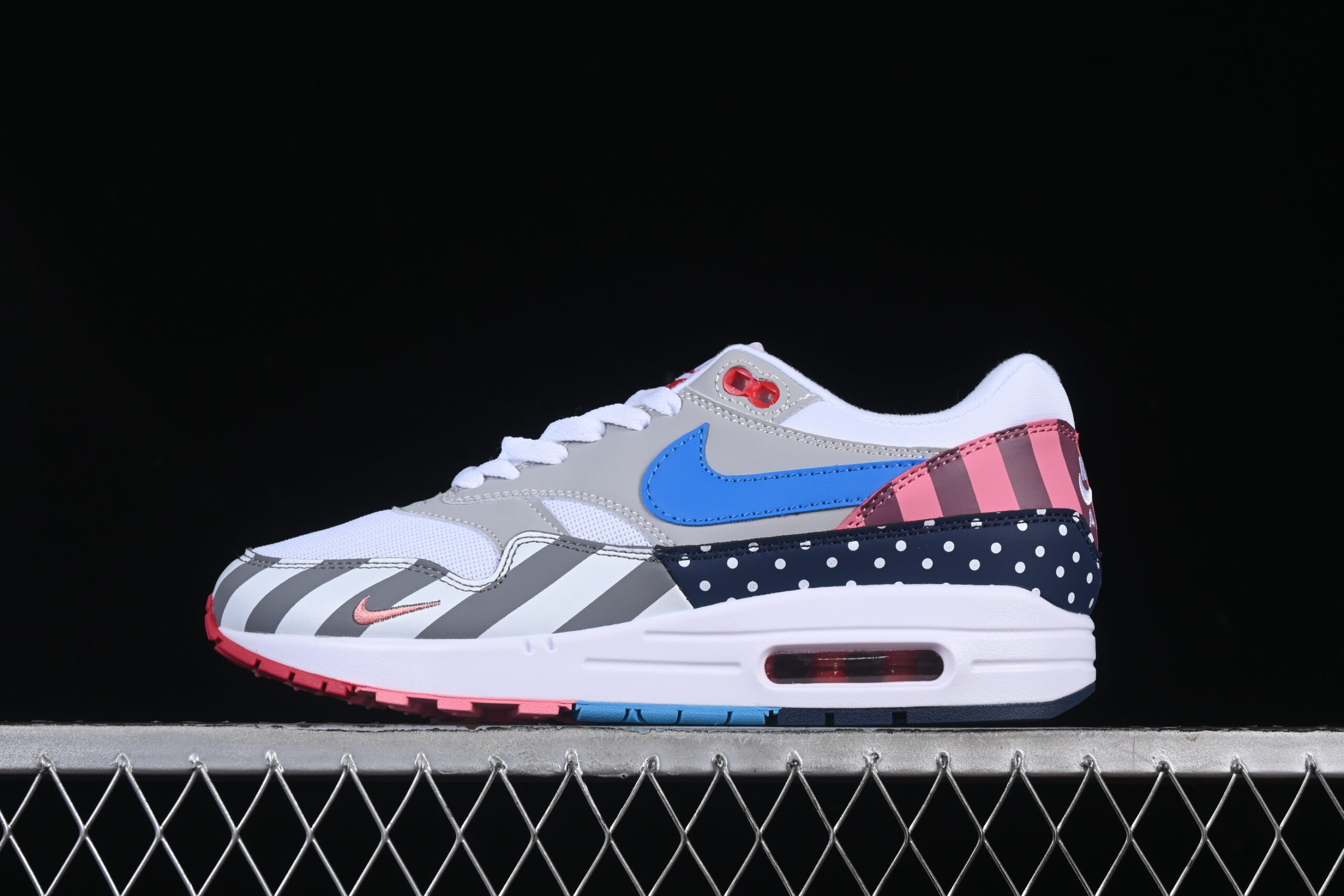 Nike Air Max 1 Nike Retro Running Shoes AT3057-100