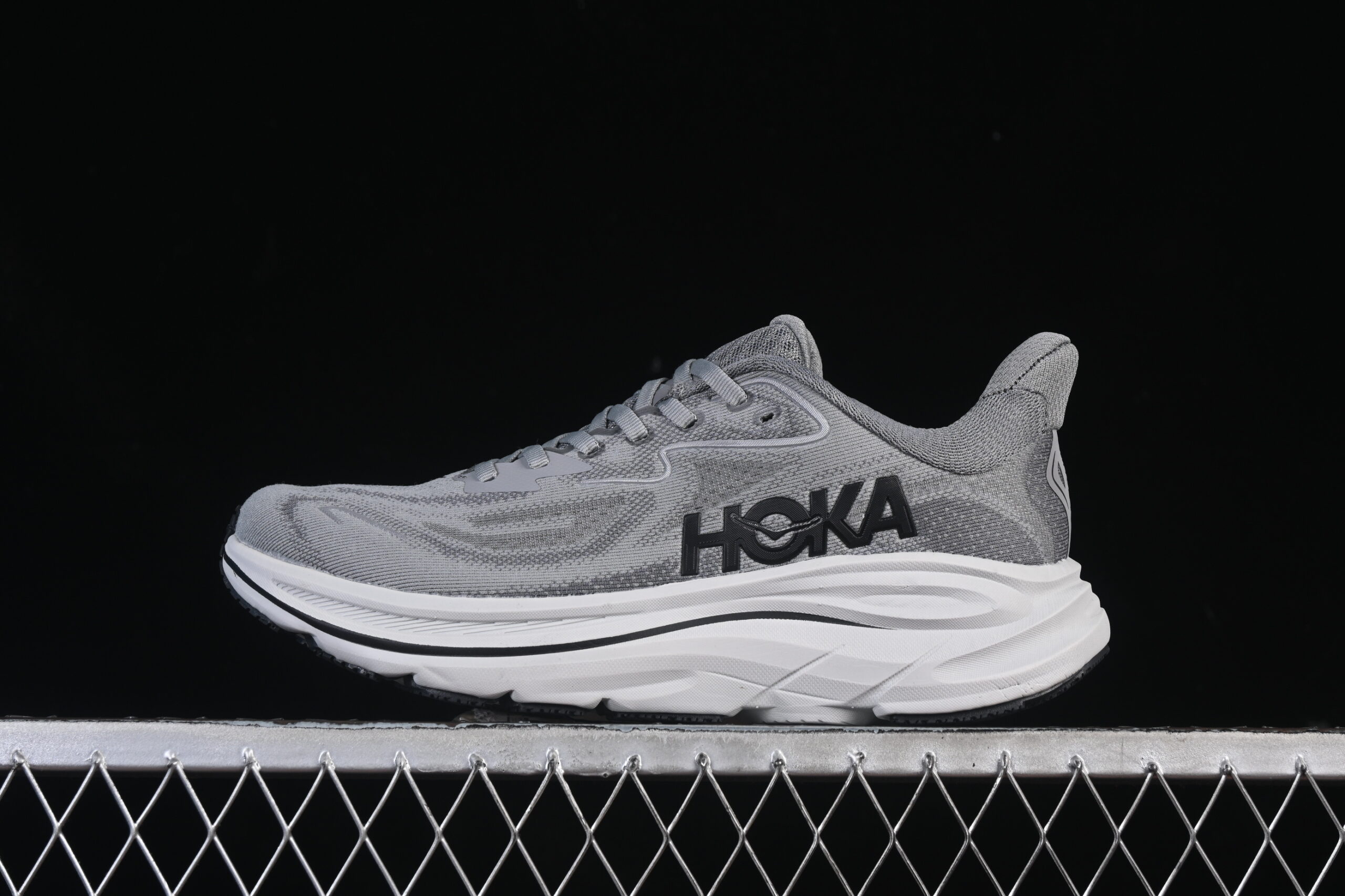 HOKA ONE ONE CLIFTON 10 Series Running Shoes 1162030 GYST
