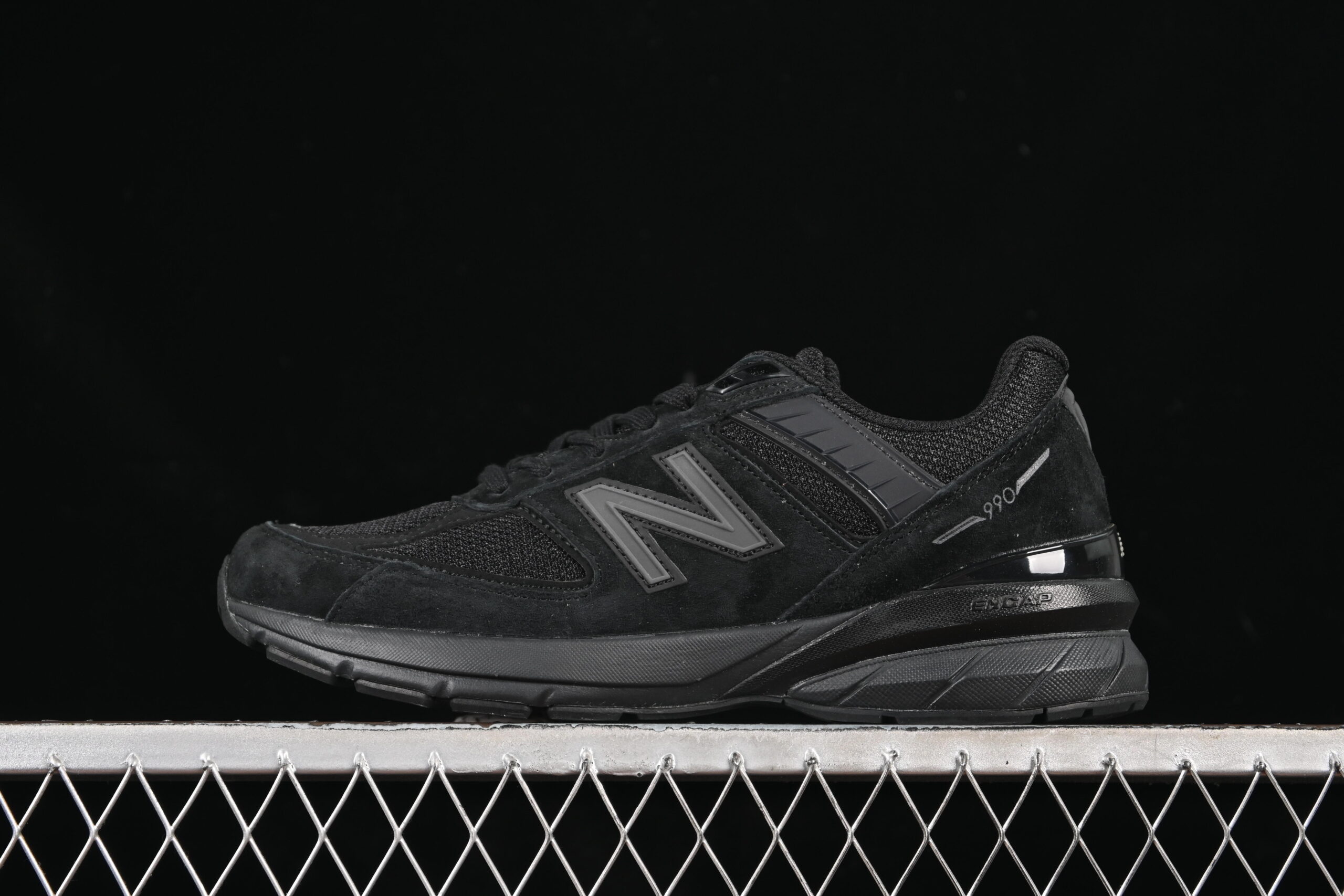 New Balance NB990 Series Retro Casual Running Shoes M990BB5