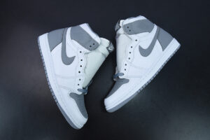 D0F0S5 Air Jordan 1 " Stealth " Air Jordan 1 White Grey Culture Basketball Shoes 555088-037