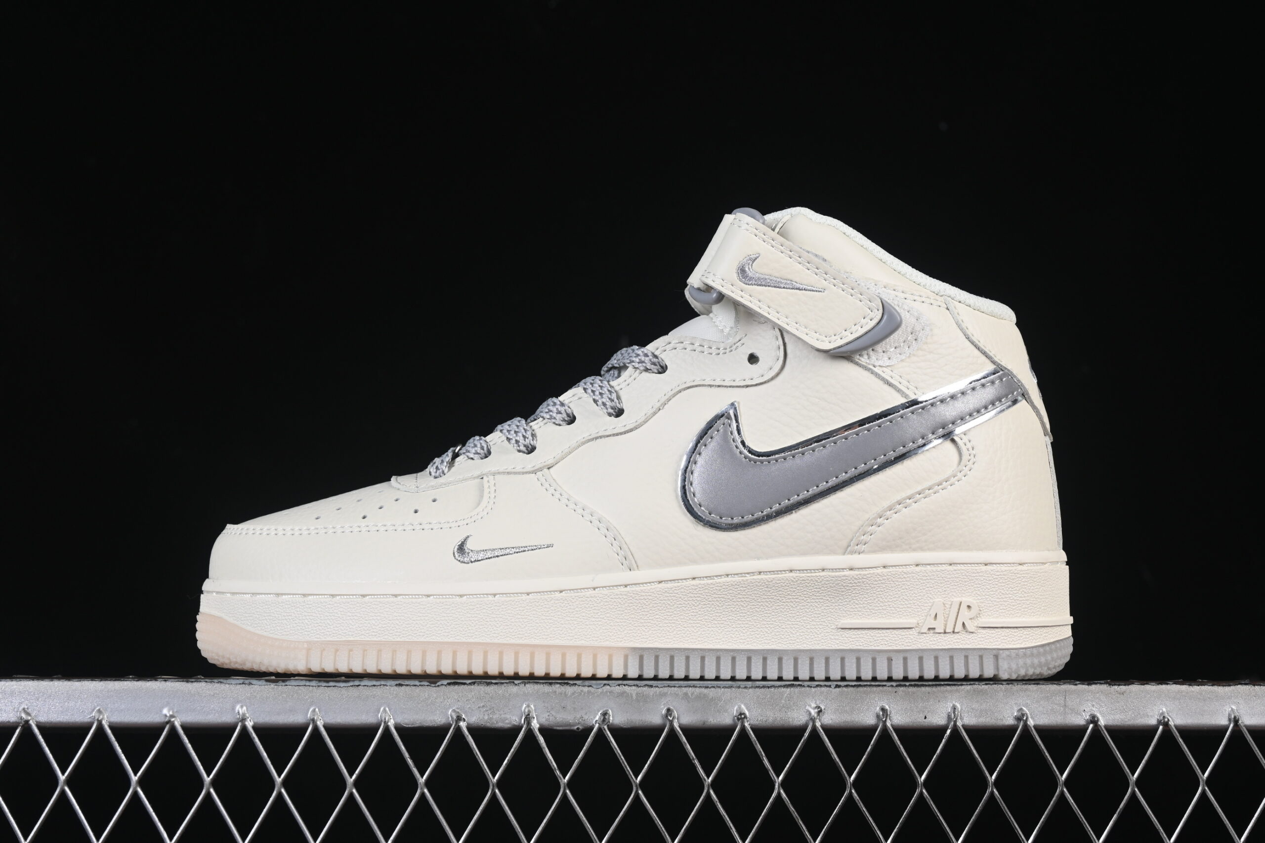 Nike Air Force 1 Mid Cream Grey Star Pattern Air Force 1 Mid Top Casual Skate Shoes Glitter XL0236-232