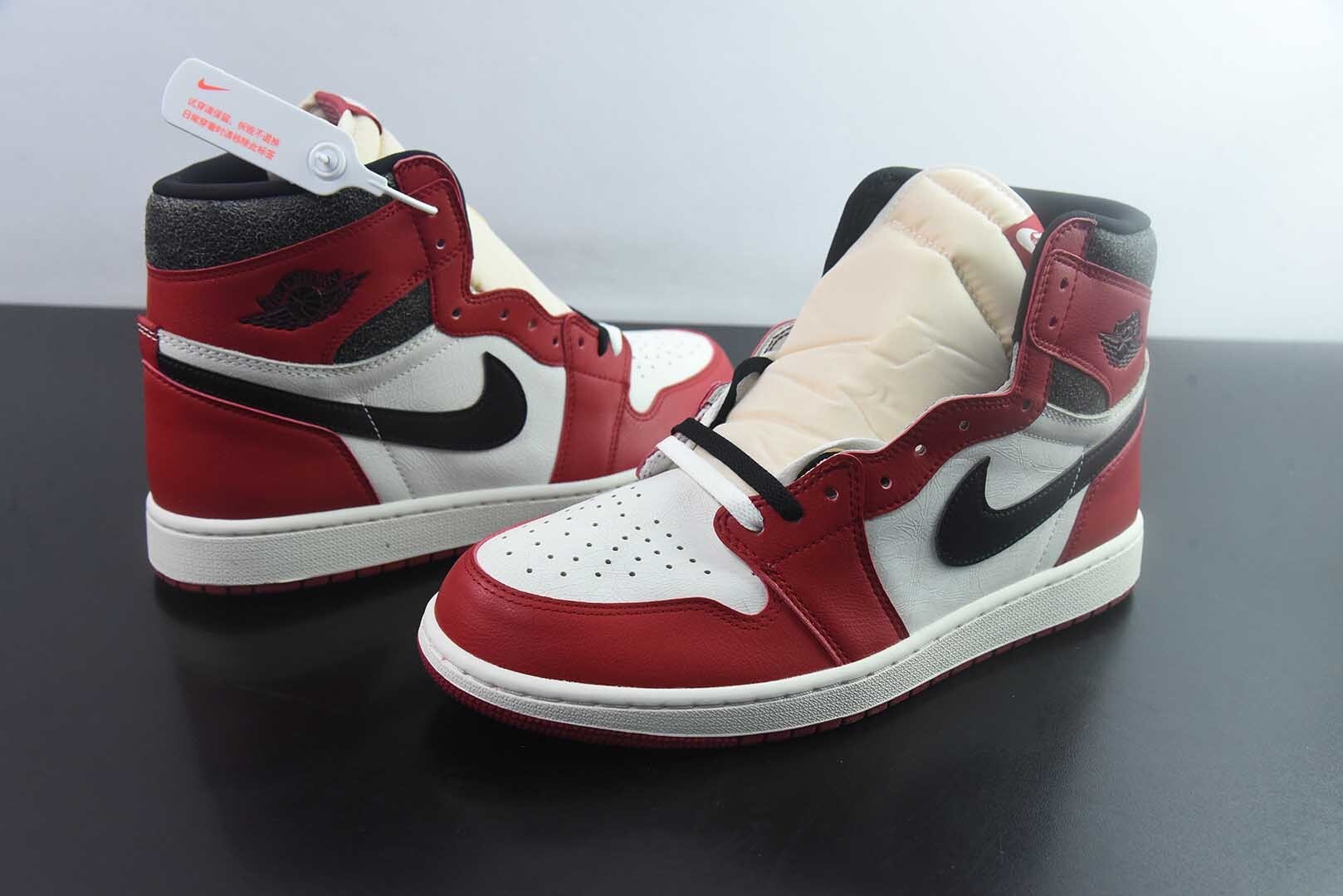 D0F0S5 Air Jordan 1 Retro High OG " Chicago Reimagined " Distressed DZ5485-612