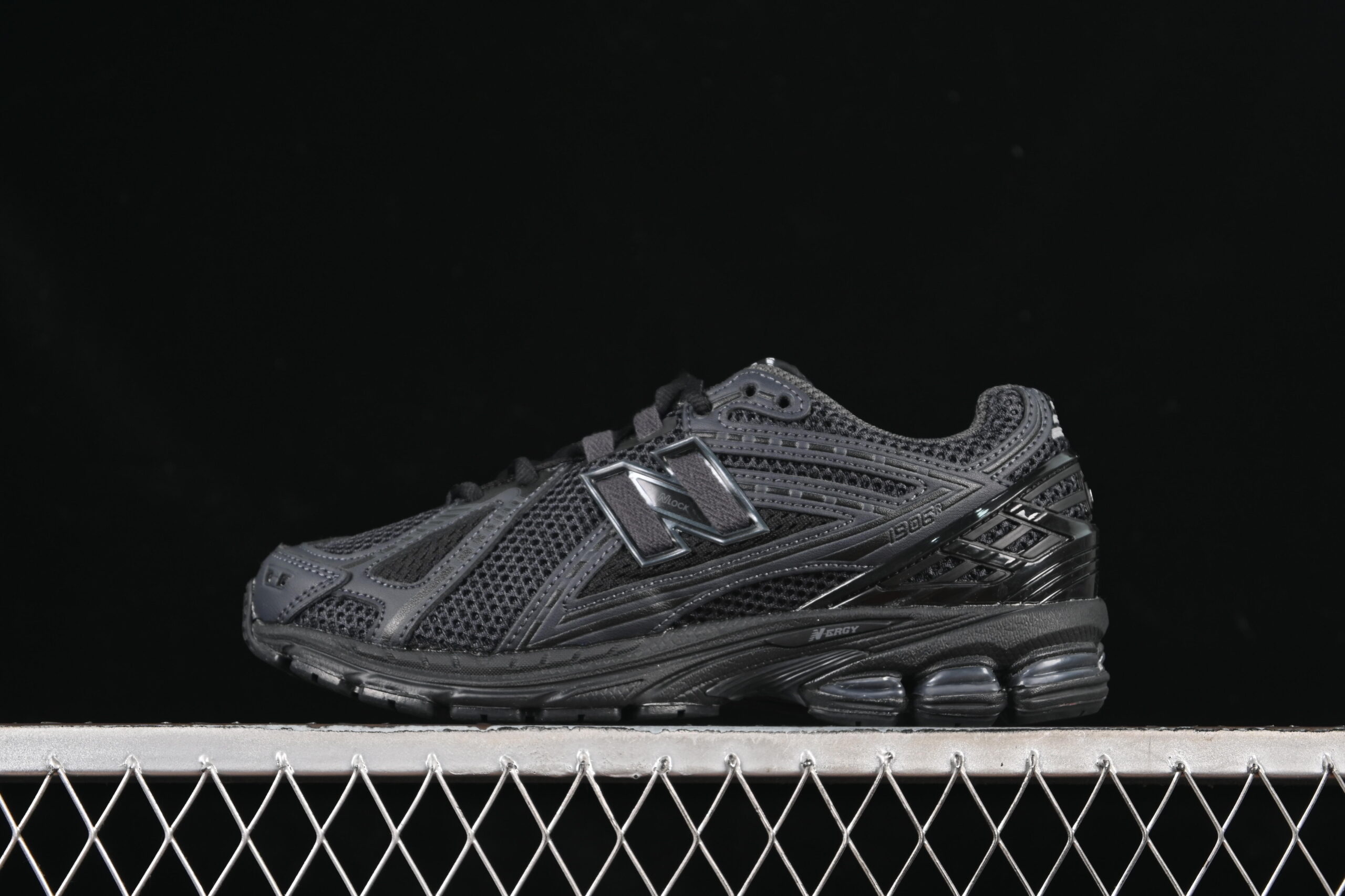 New Balance 1906 Series Retro Casual Sports Running Shoes M1906RCM