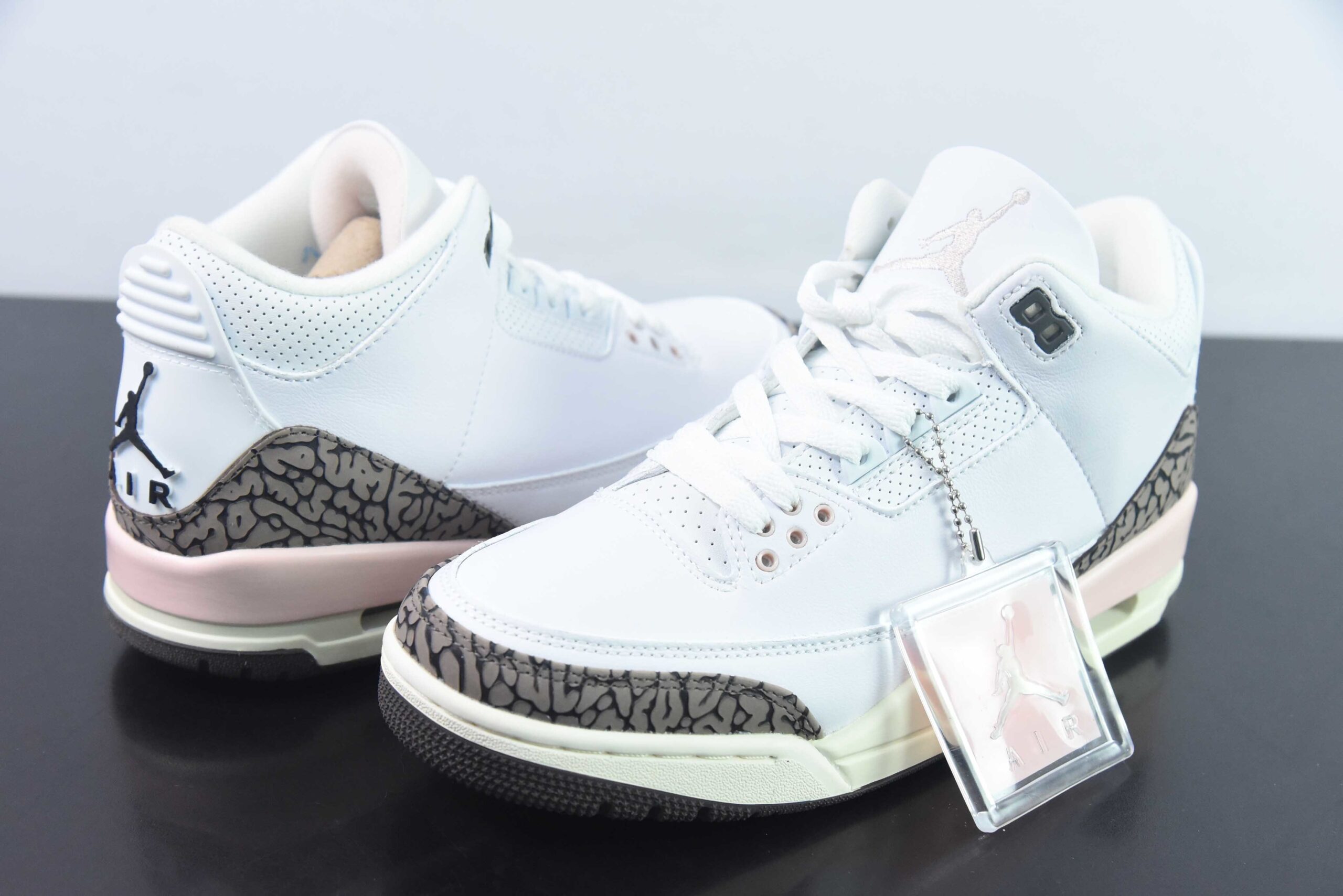 WND35365148 AJ 3 Retro "Dark Mocha" aj3 White Brown Pink CK9246-102