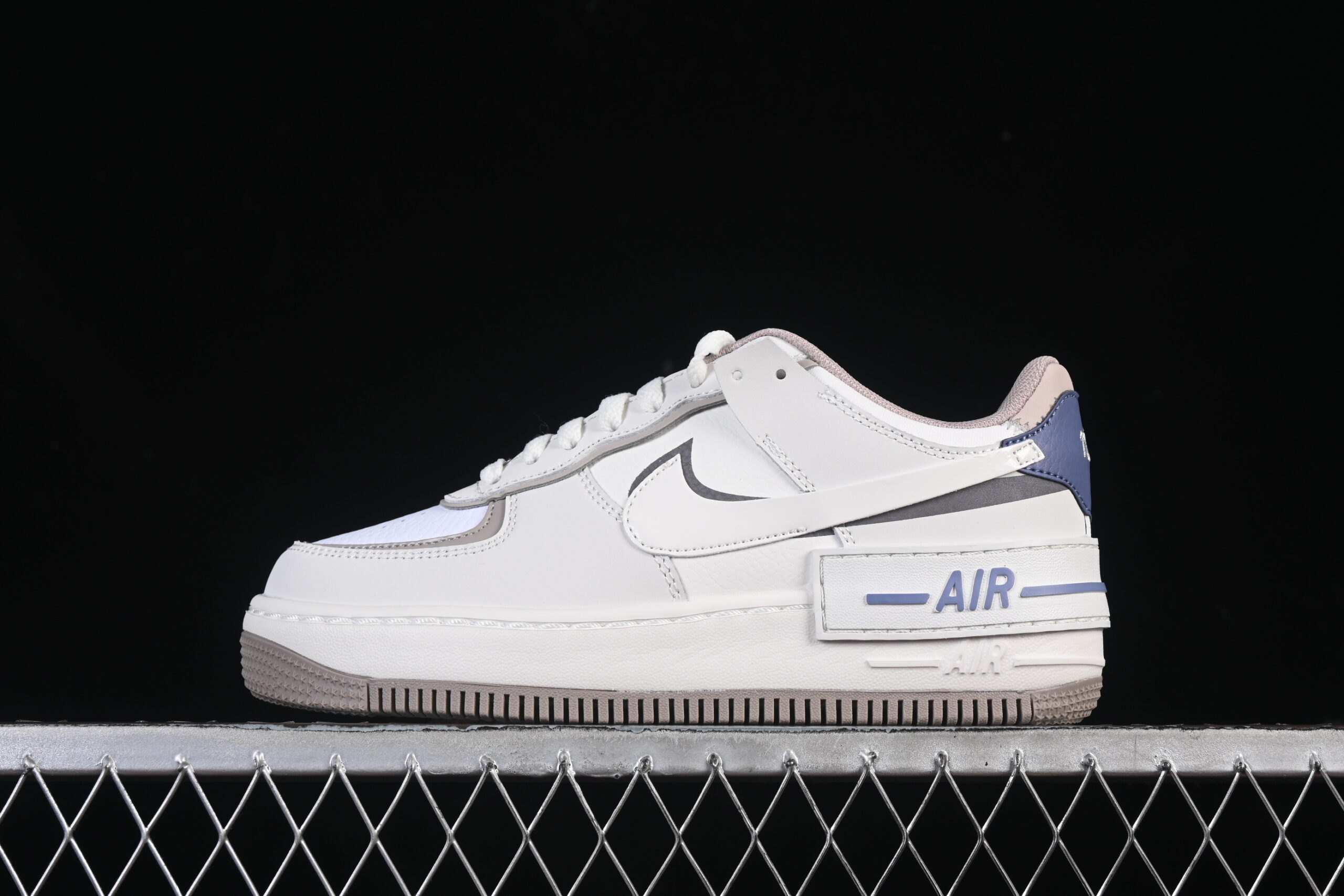 Nike Air Force 1 Shadow Air Force 1 Low Top Skate Shoes IO7594-101