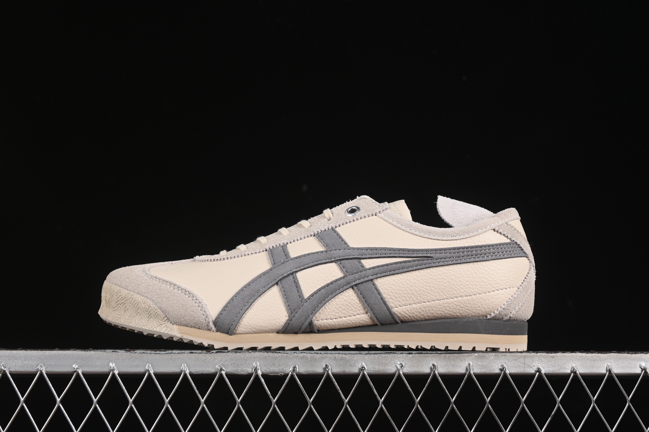 Asics OnitsukaTiger Mexico 66 1183c015-200