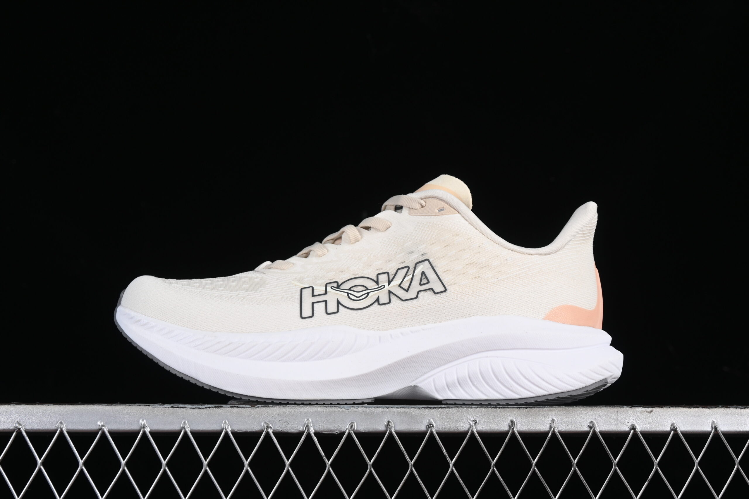 HOKA ONE ONE MACH 6 Running Shoes 1147810 PGH