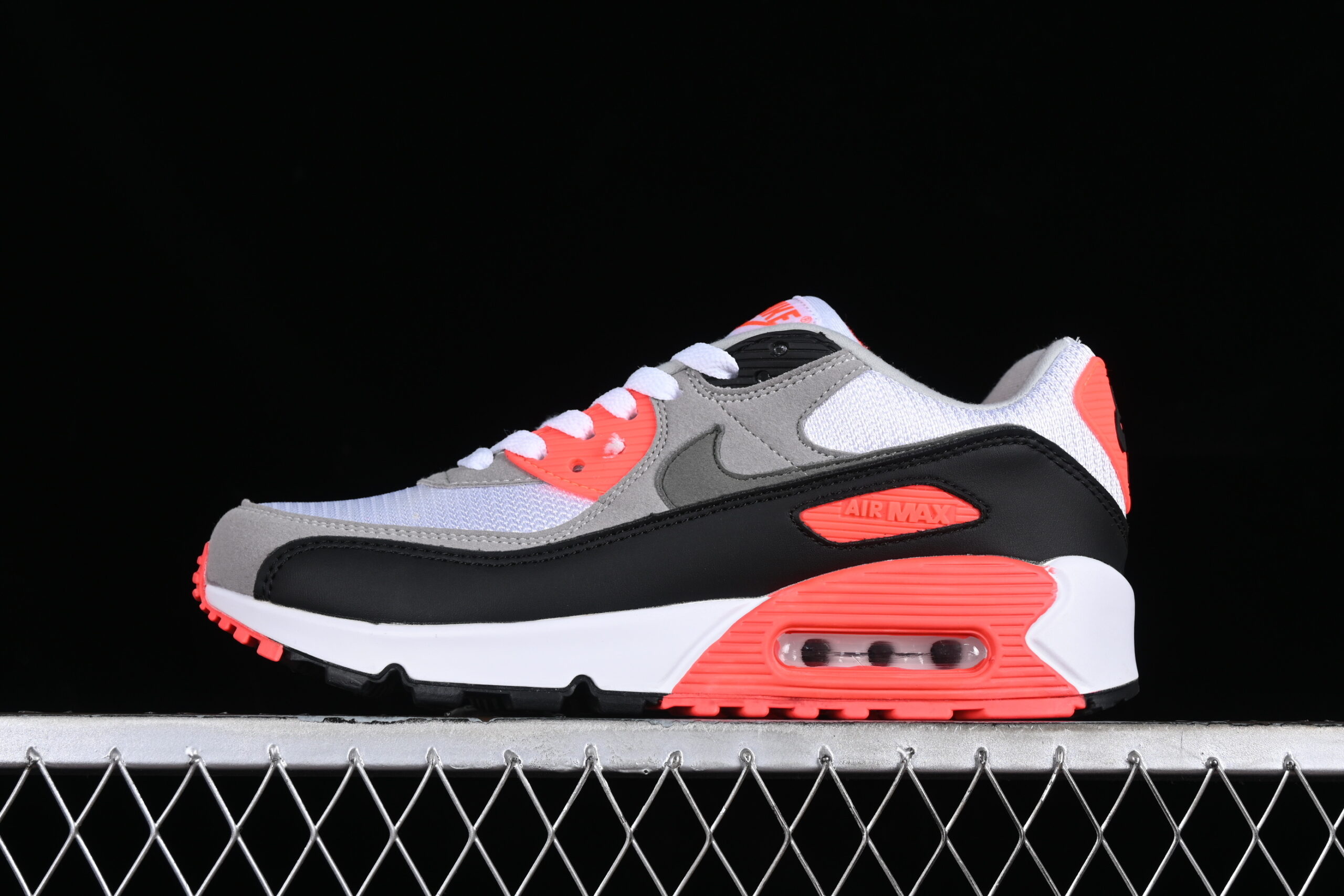 Nike Air Max 90 Nike Retro Running Shoes CT1685-100