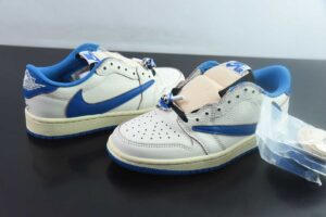 DLI95113248 Travis Scott x FDxAir Jordan 1 OG SP Reverse Swoosh 2.0 Triple Collaboration DM7866-104 White Blue Black