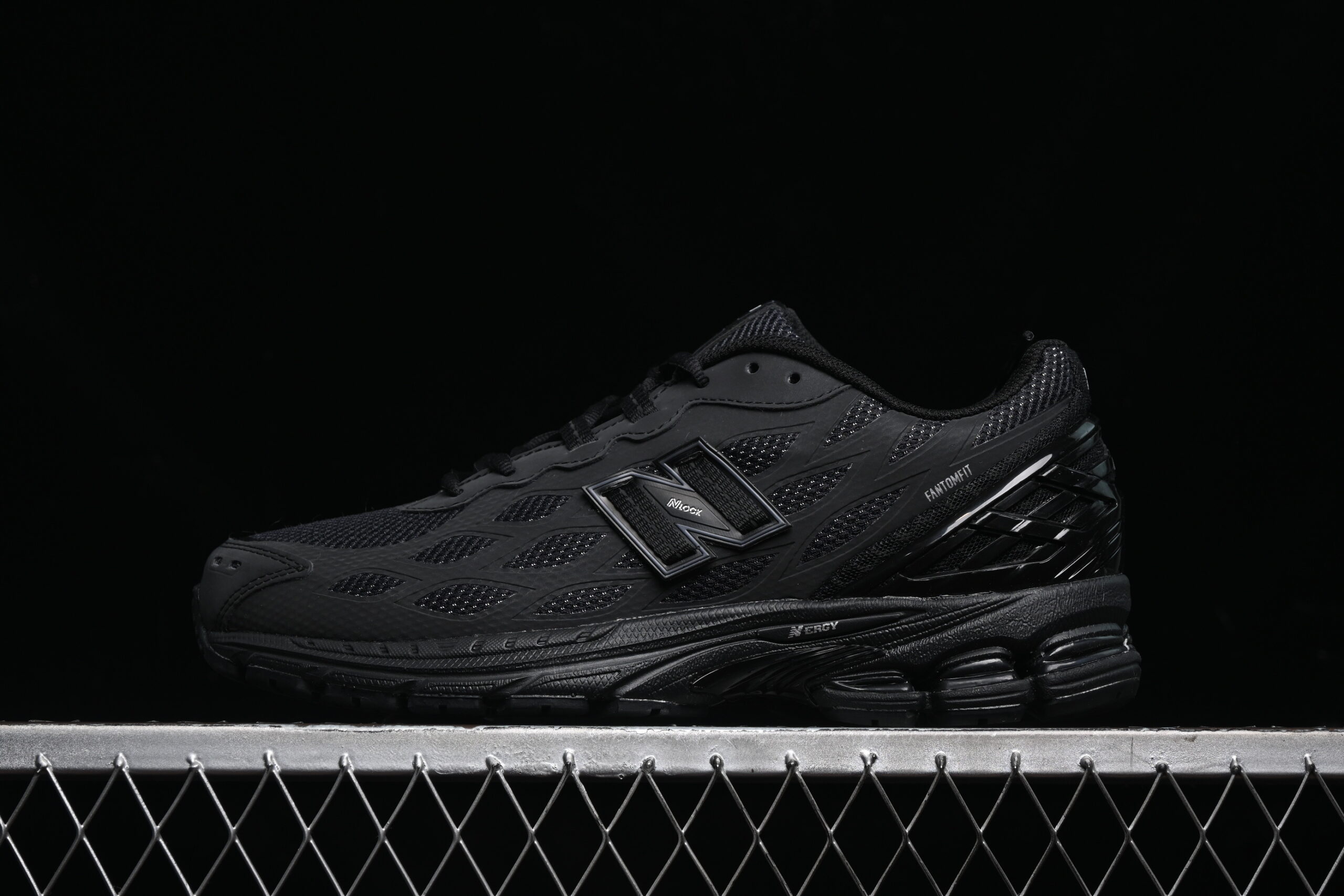 New Balance 1906 Series Retro Casual Sports Running Shoes M1906WFD