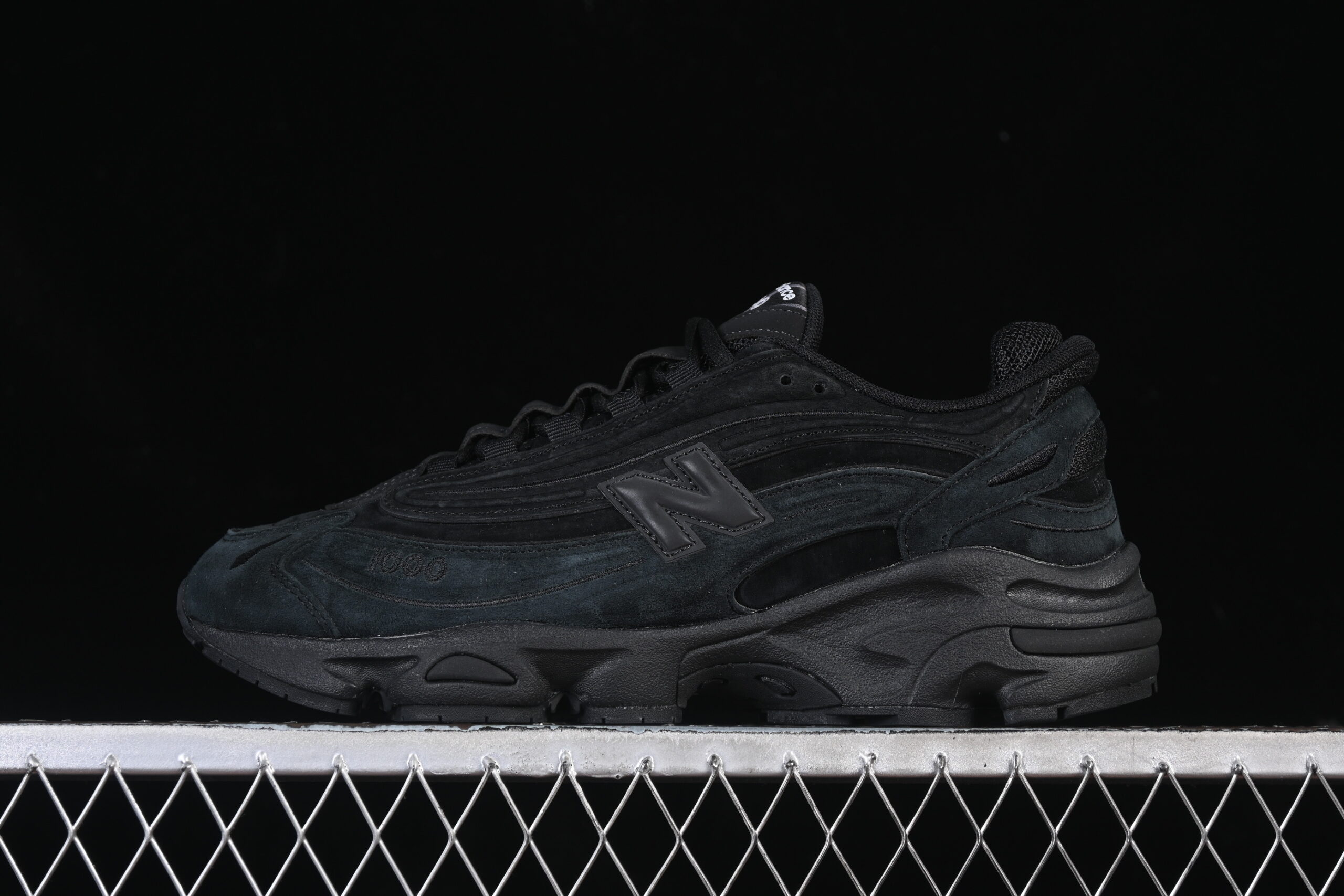 New Balance 1000 Series Retro Low Top Casual Sports Running Shoes M1000LA