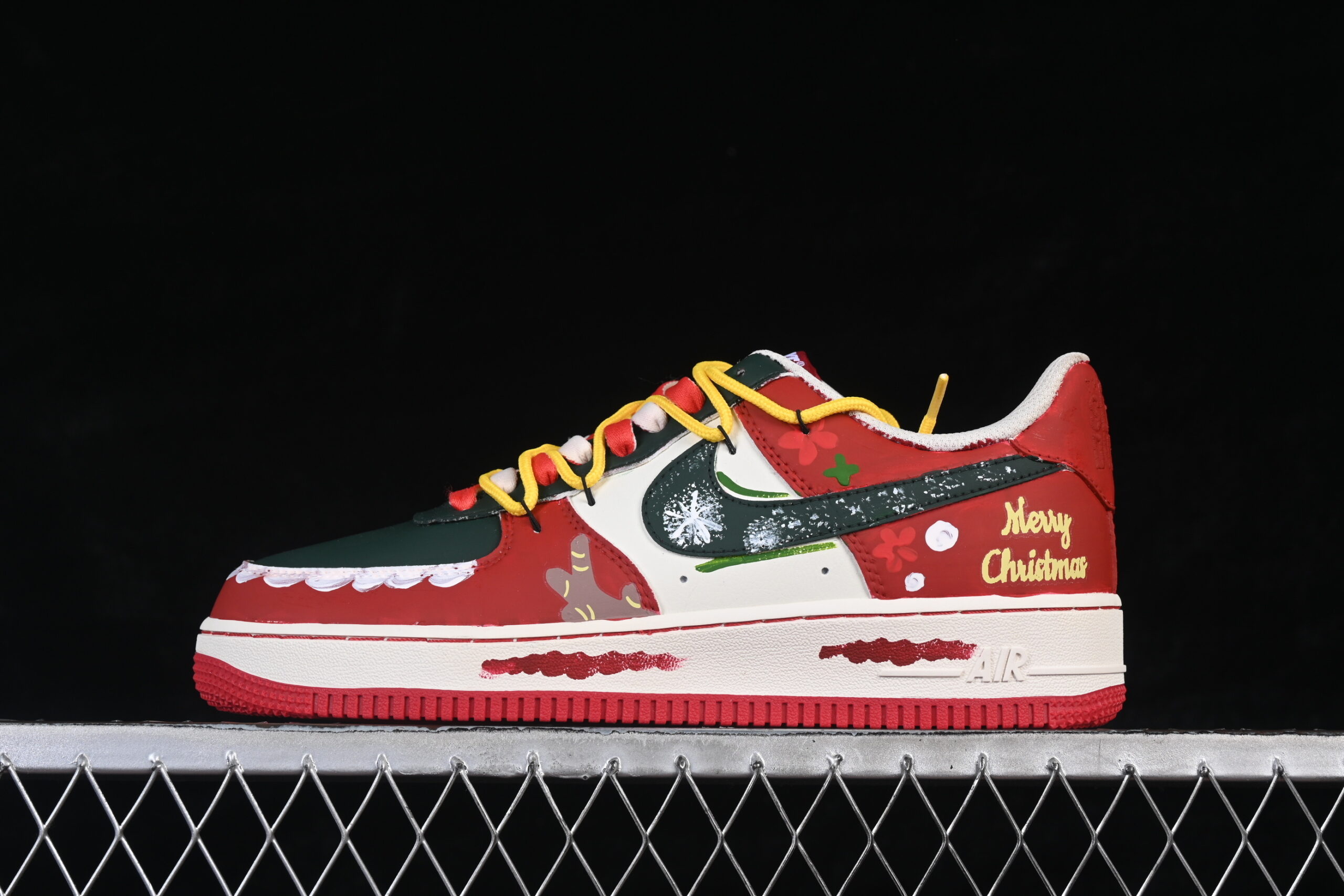 Nike Air Force 1'07 Low "Christmas Frosting" Air Force 1 Low Top Casual Skate Shoes Graffiti Hand Painted SD1990-101