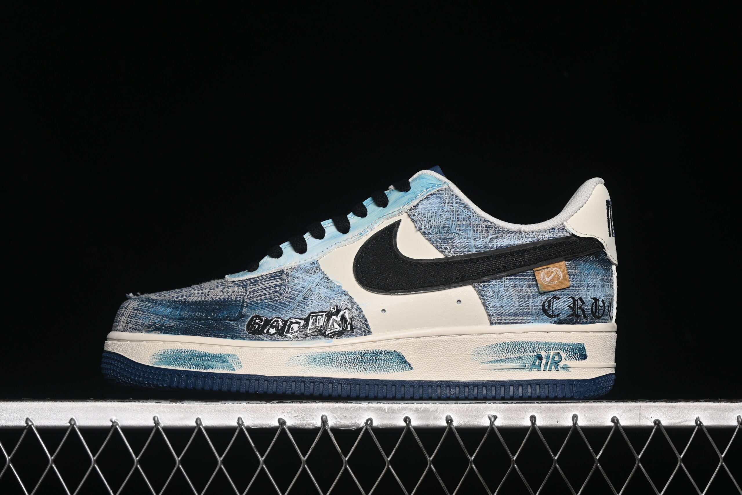 Nike Air Force 1'07 Low "Danning Illusion" Air Force 1 Low Top Casual Skate Shoes Graffiti Hand Painted FB0607-770