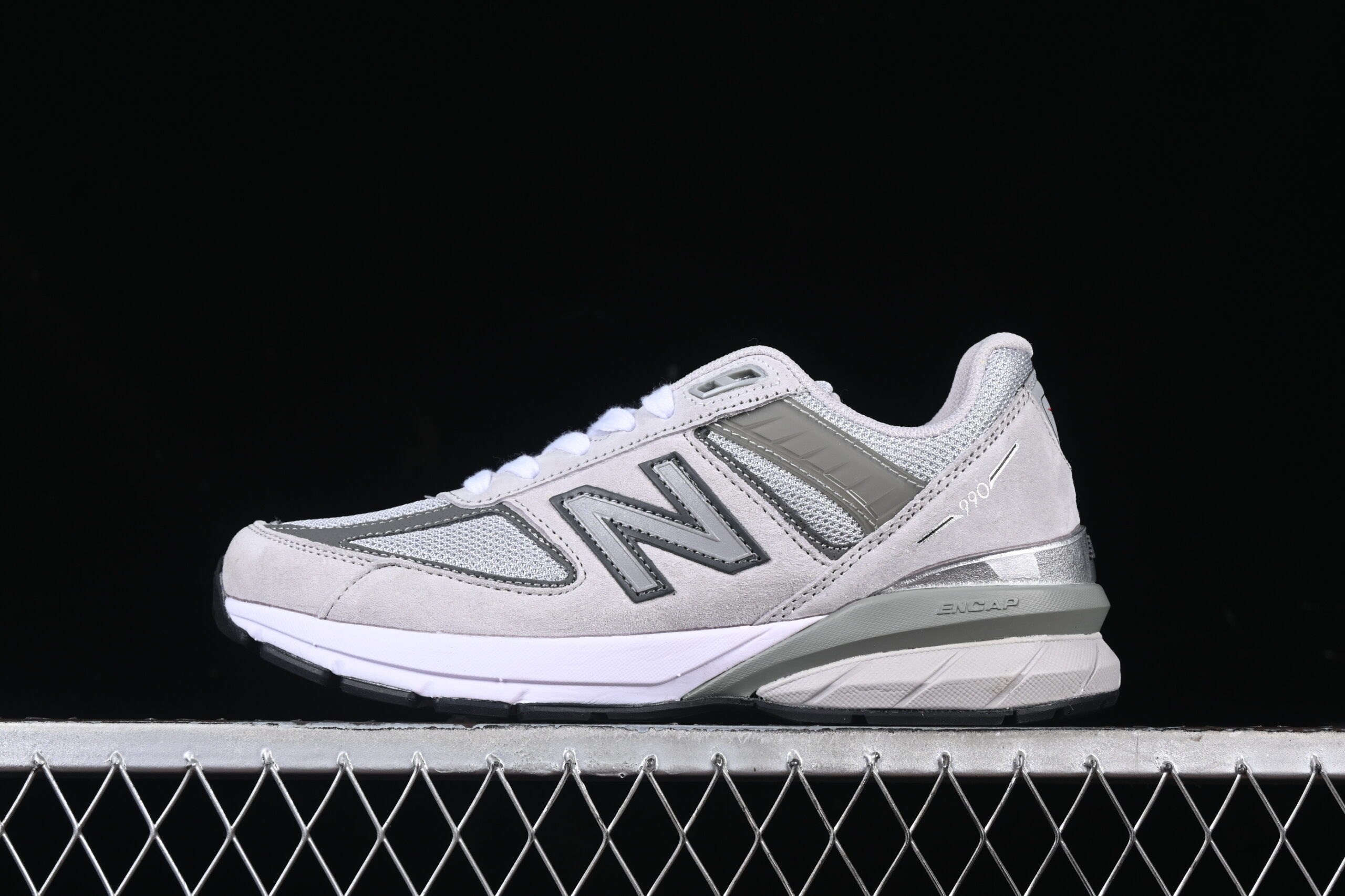 Company Level New Balance NB990 Series Retro Casual Running Shoes M990GL5