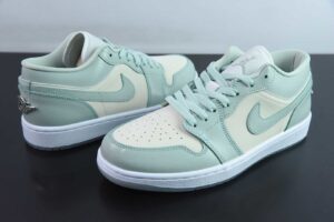 EAJO83594232 Nike Air Jordan 1 Green Low Top Retro Basketball Shoes HF4078-100